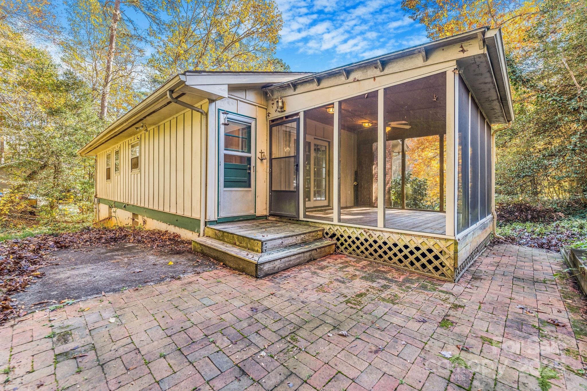 35 Auburndale Drive