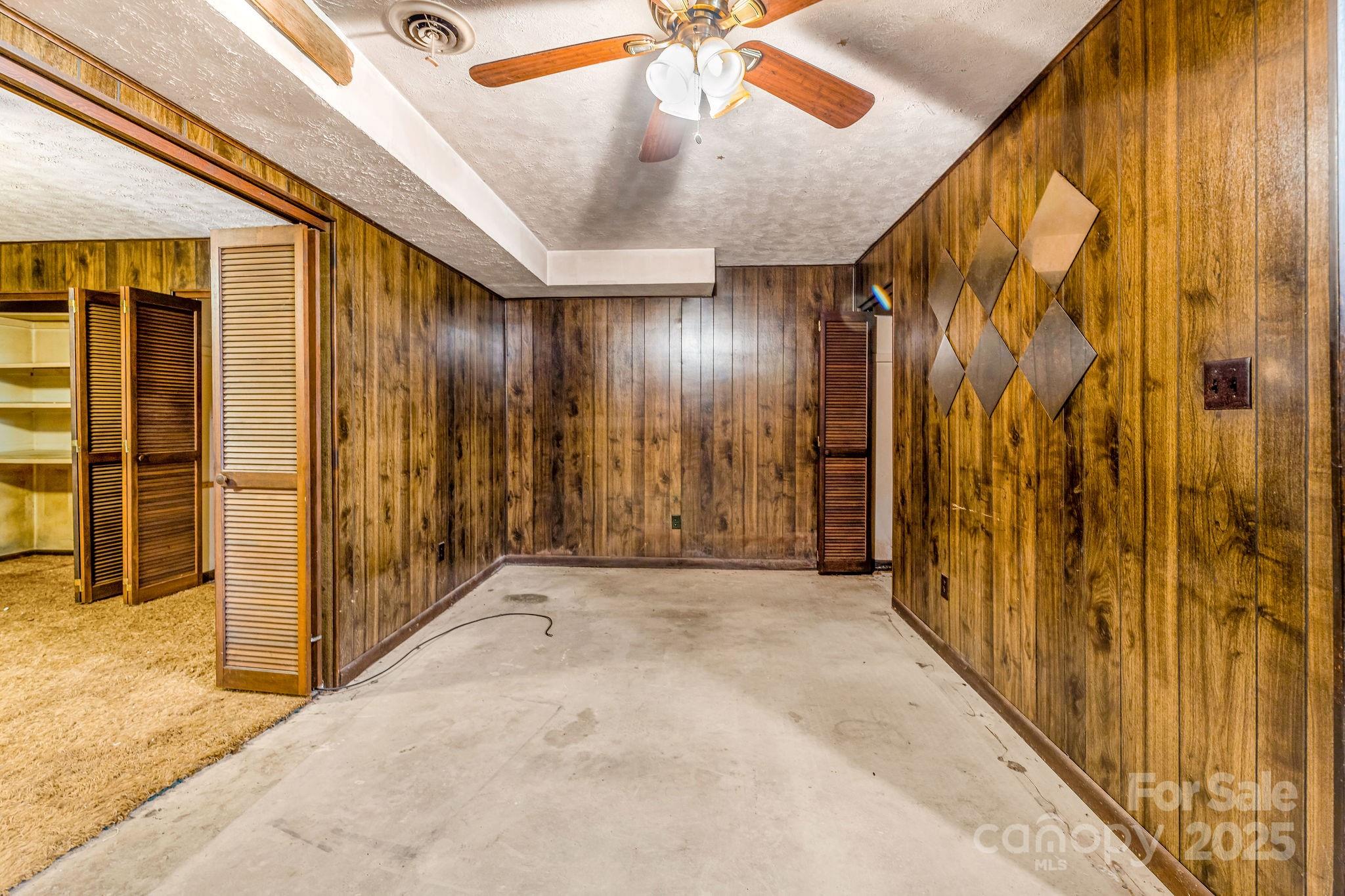35 Auburndale Drive