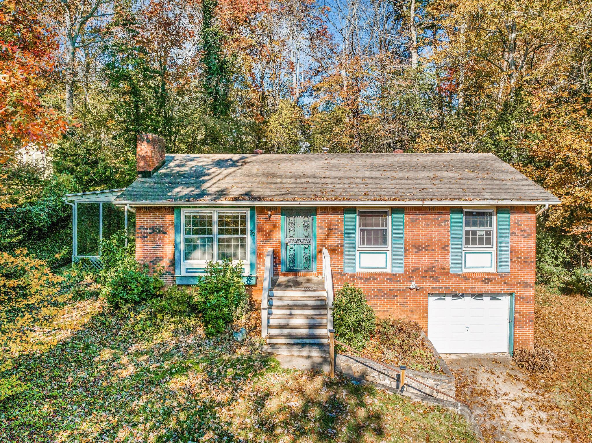 35 Auburndale Drive