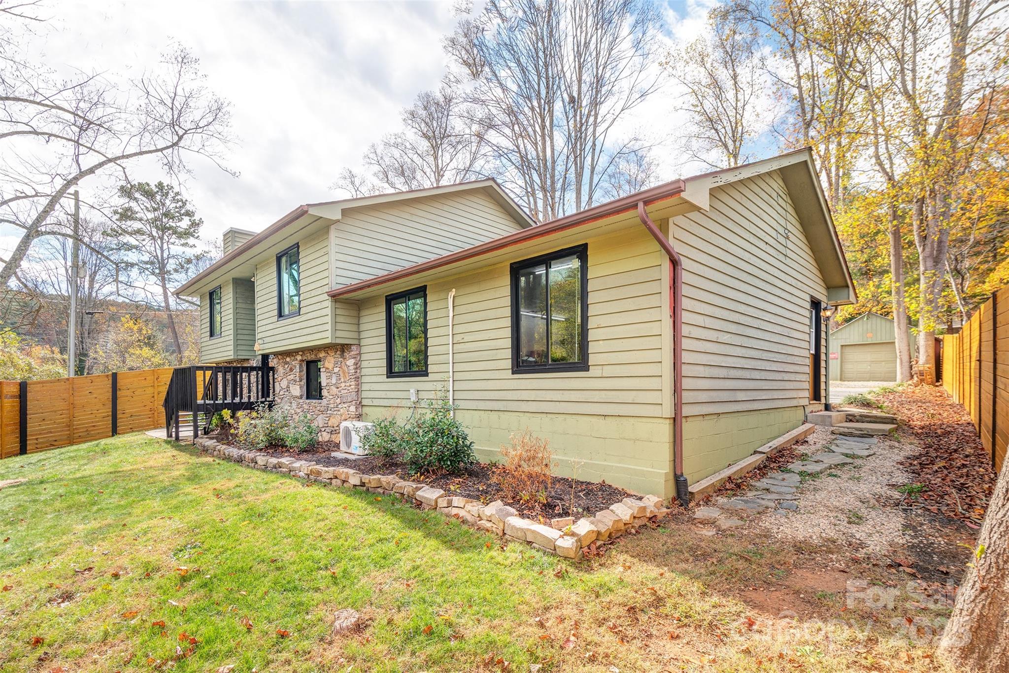 1 Parkway Loop Road