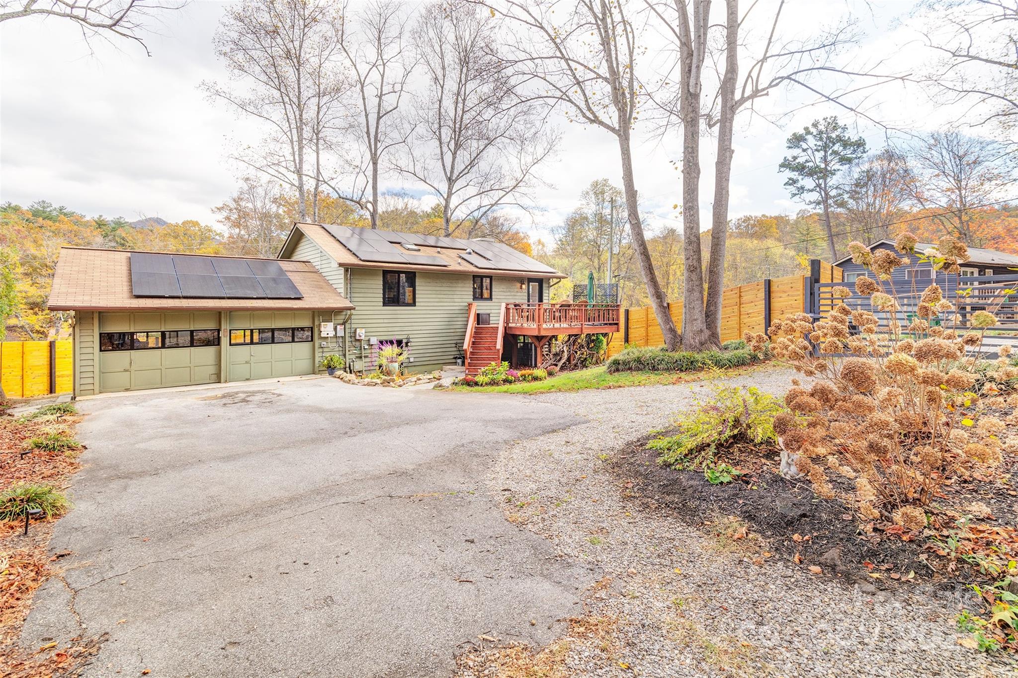 1 Parkway Loop Road
