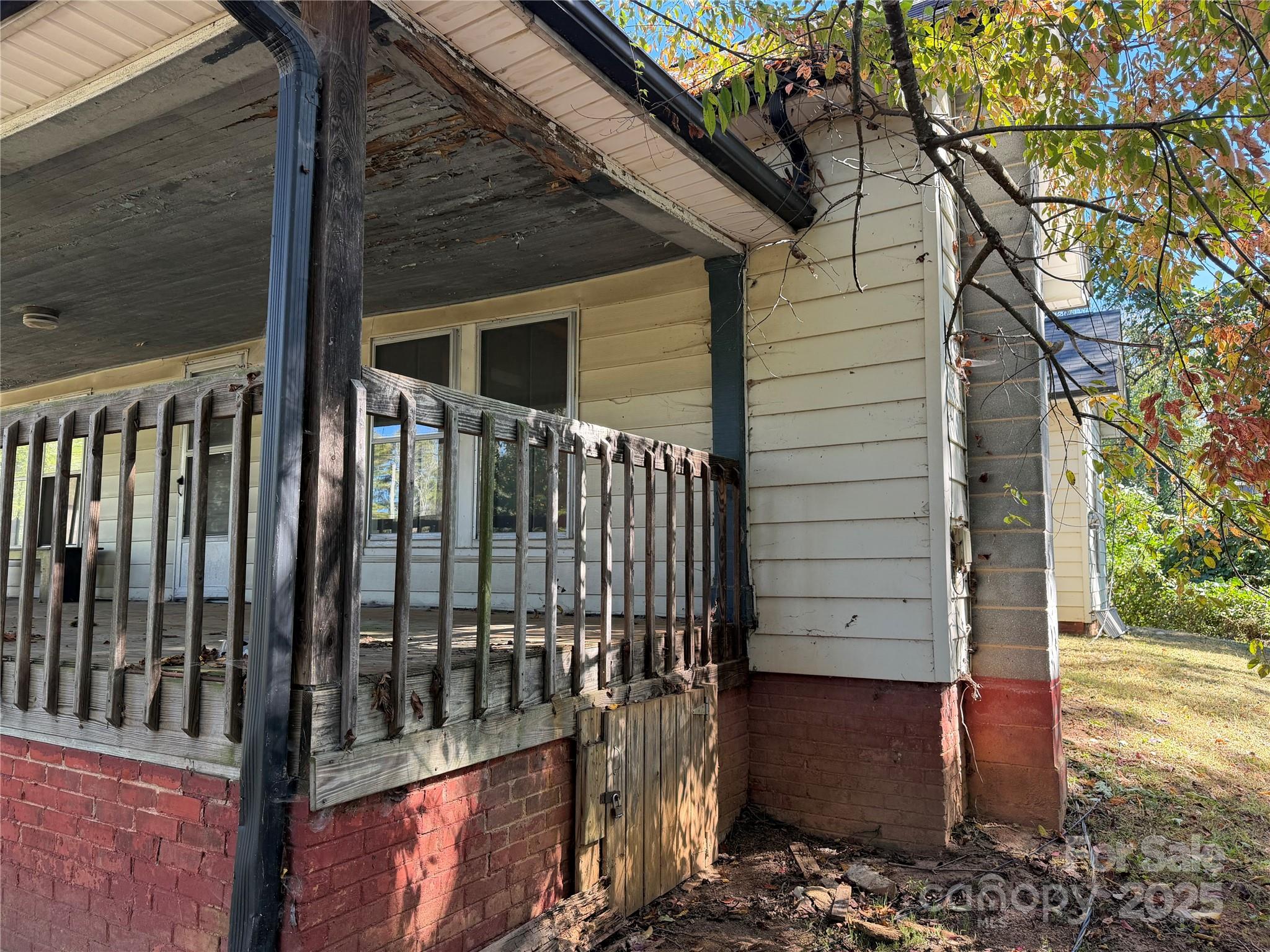 34 Bradley Street