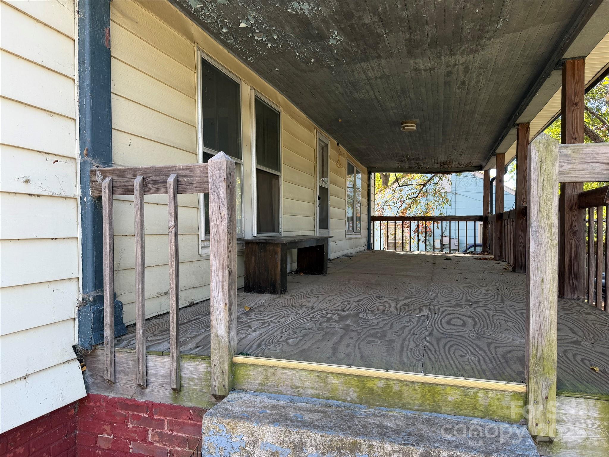 34 Bradley Street