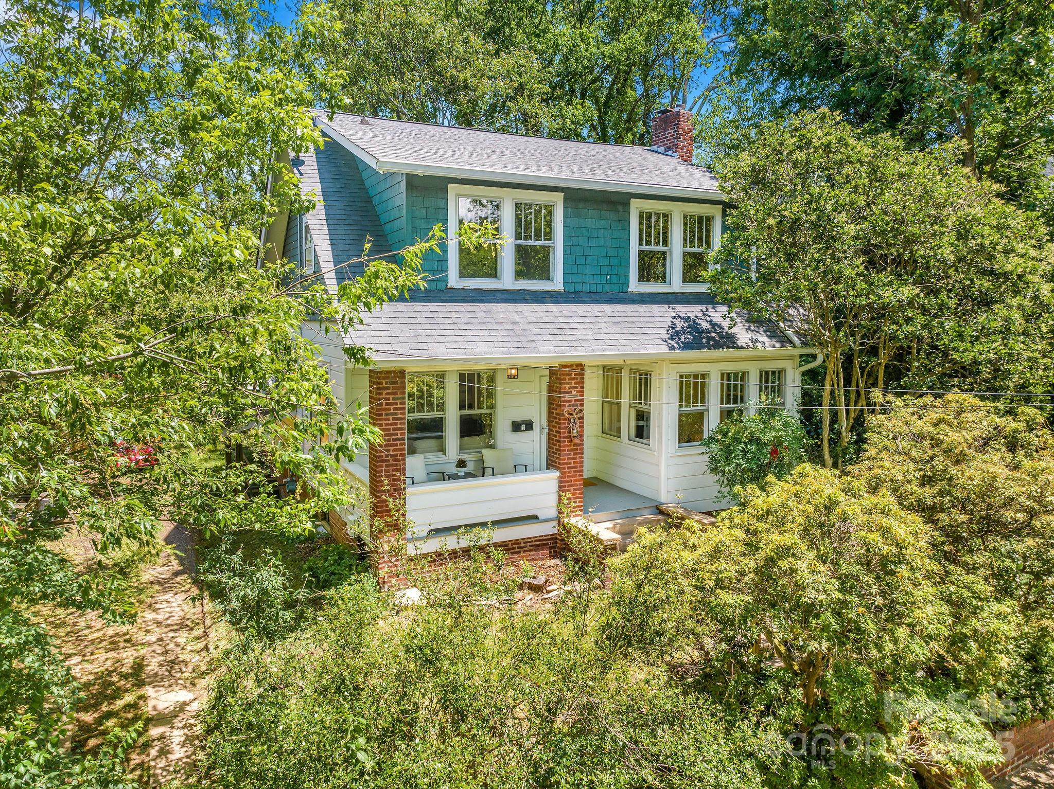 1 Woodlawn Avenue