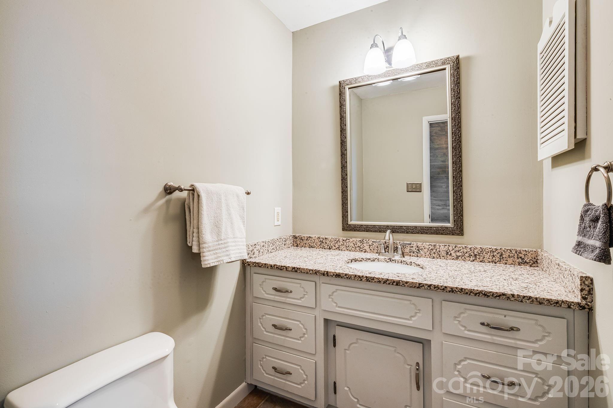 15 Crest Circle Drive
