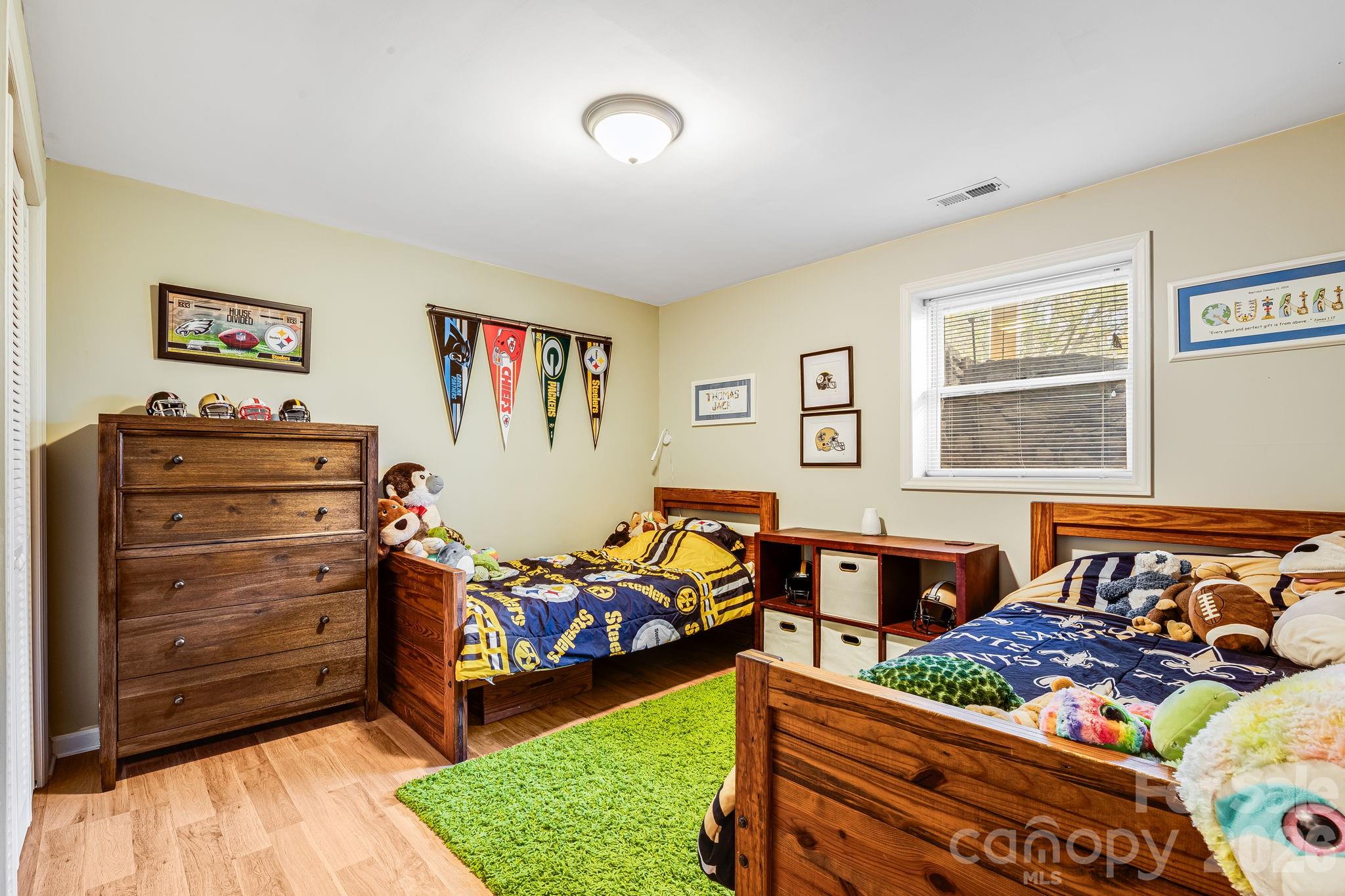 15 Crest Circle Drive