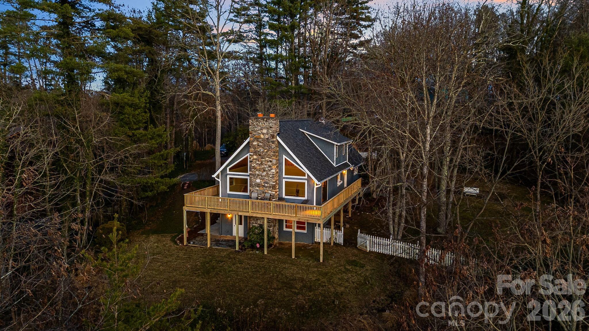 15 Crest Circle Drive