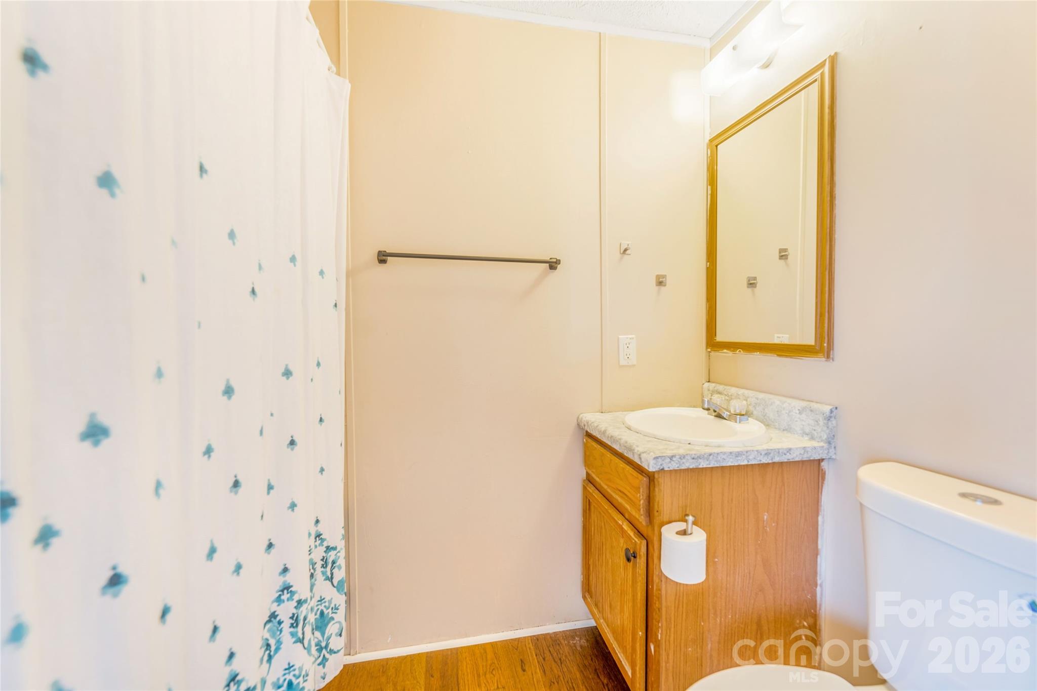 140 Crows nest Road