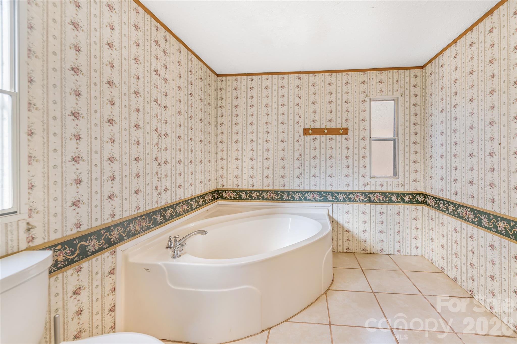 140 Crows nest Road
