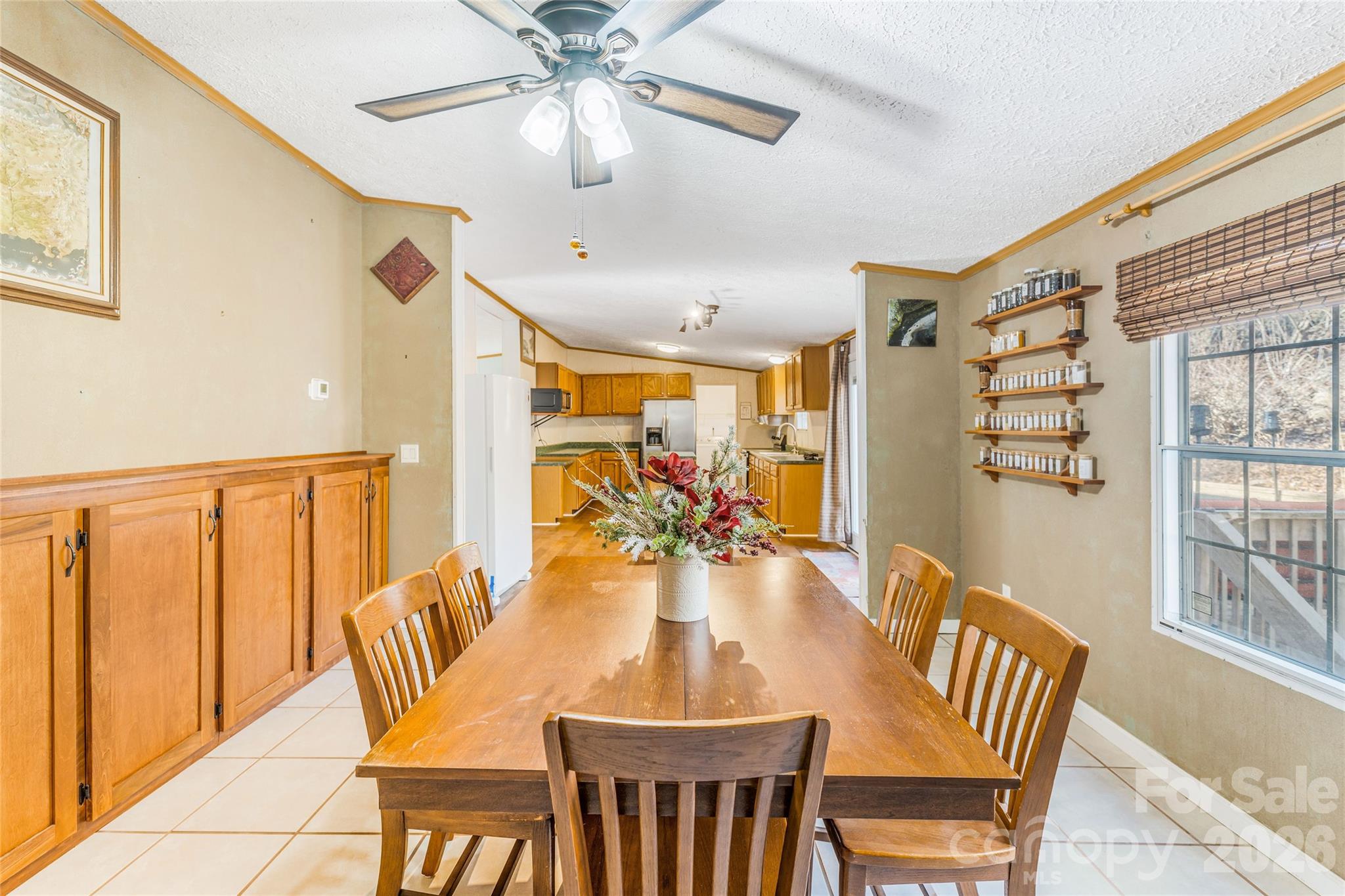 140 Crows nest Road
