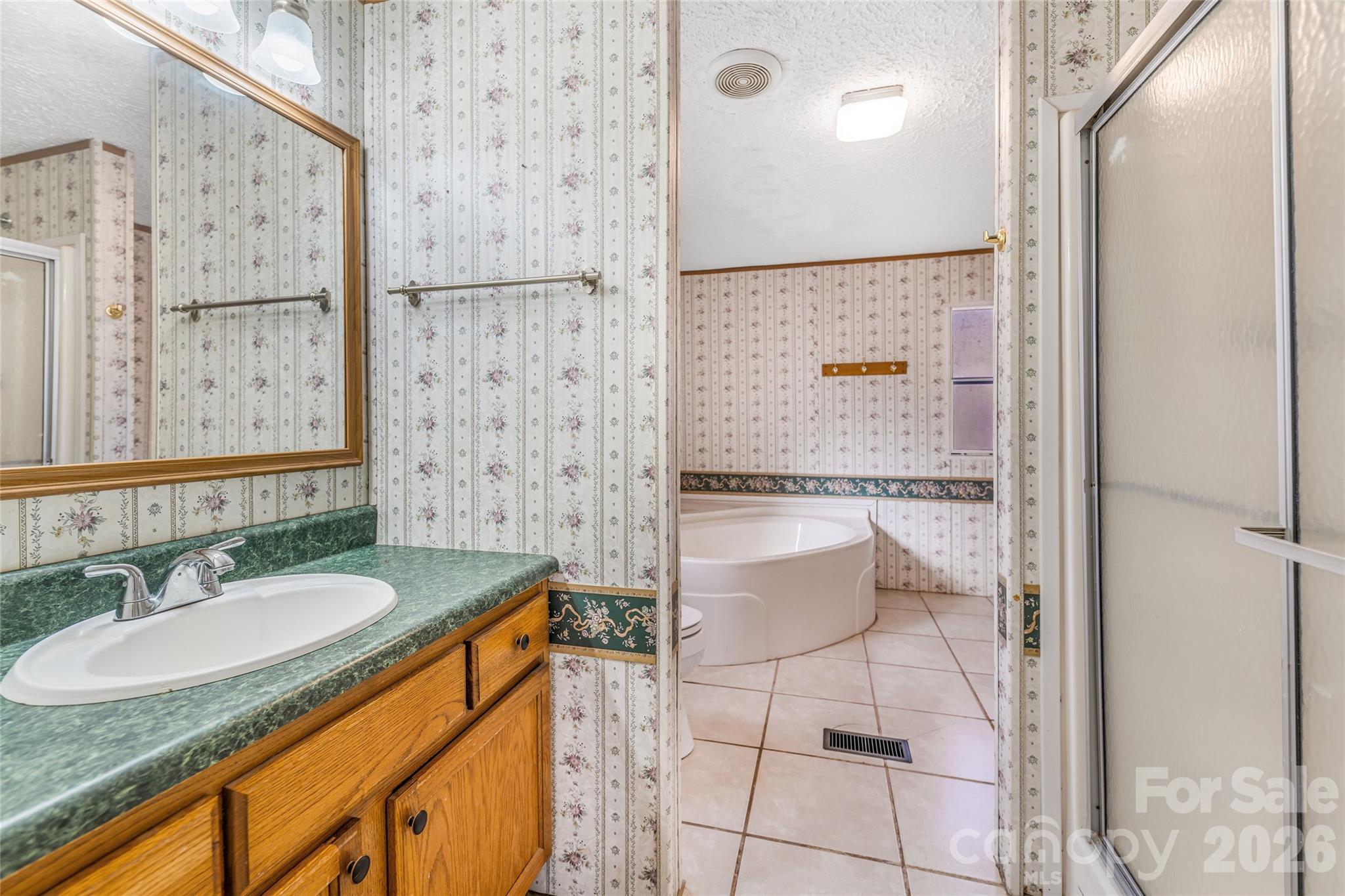 140 Crows nest Road