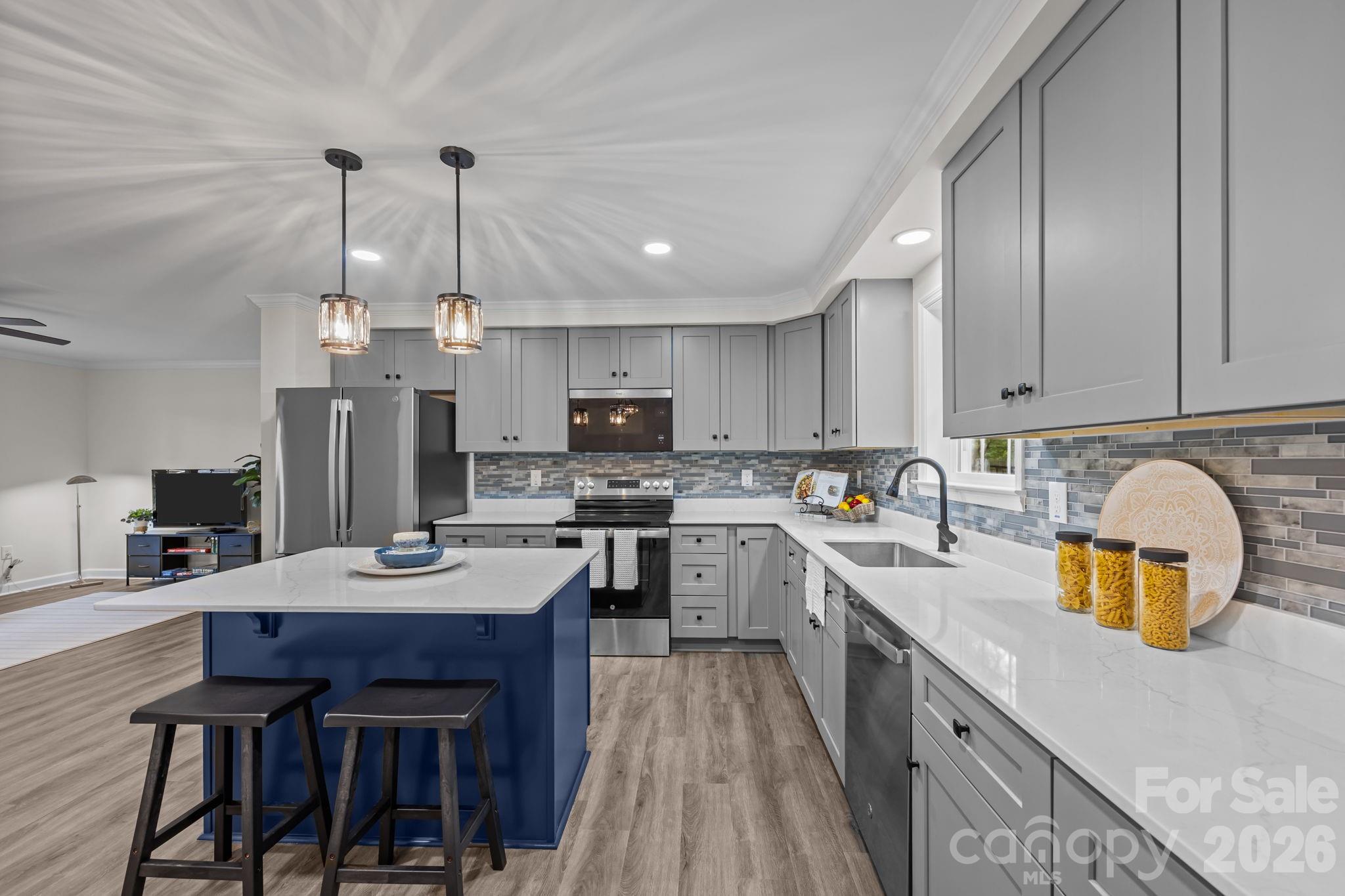 215 McCoy Cove