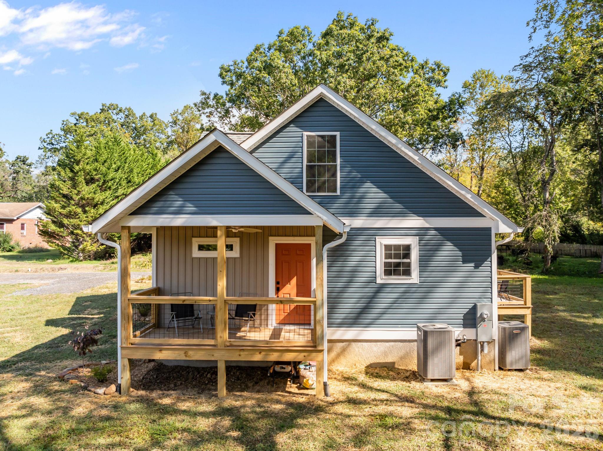 215 McCoy Cove