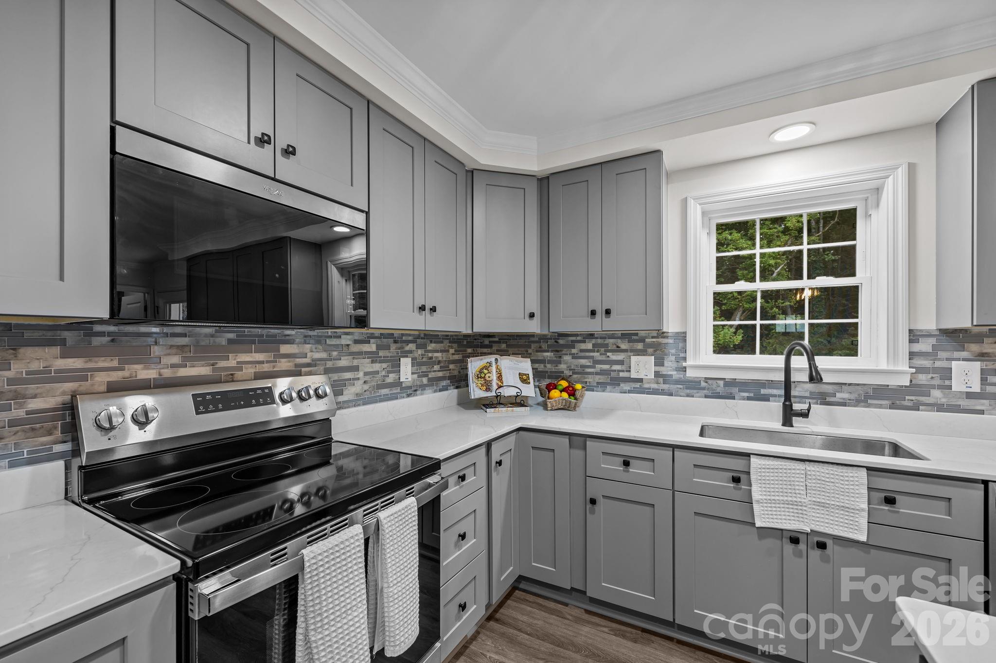 215 McCoy Cove