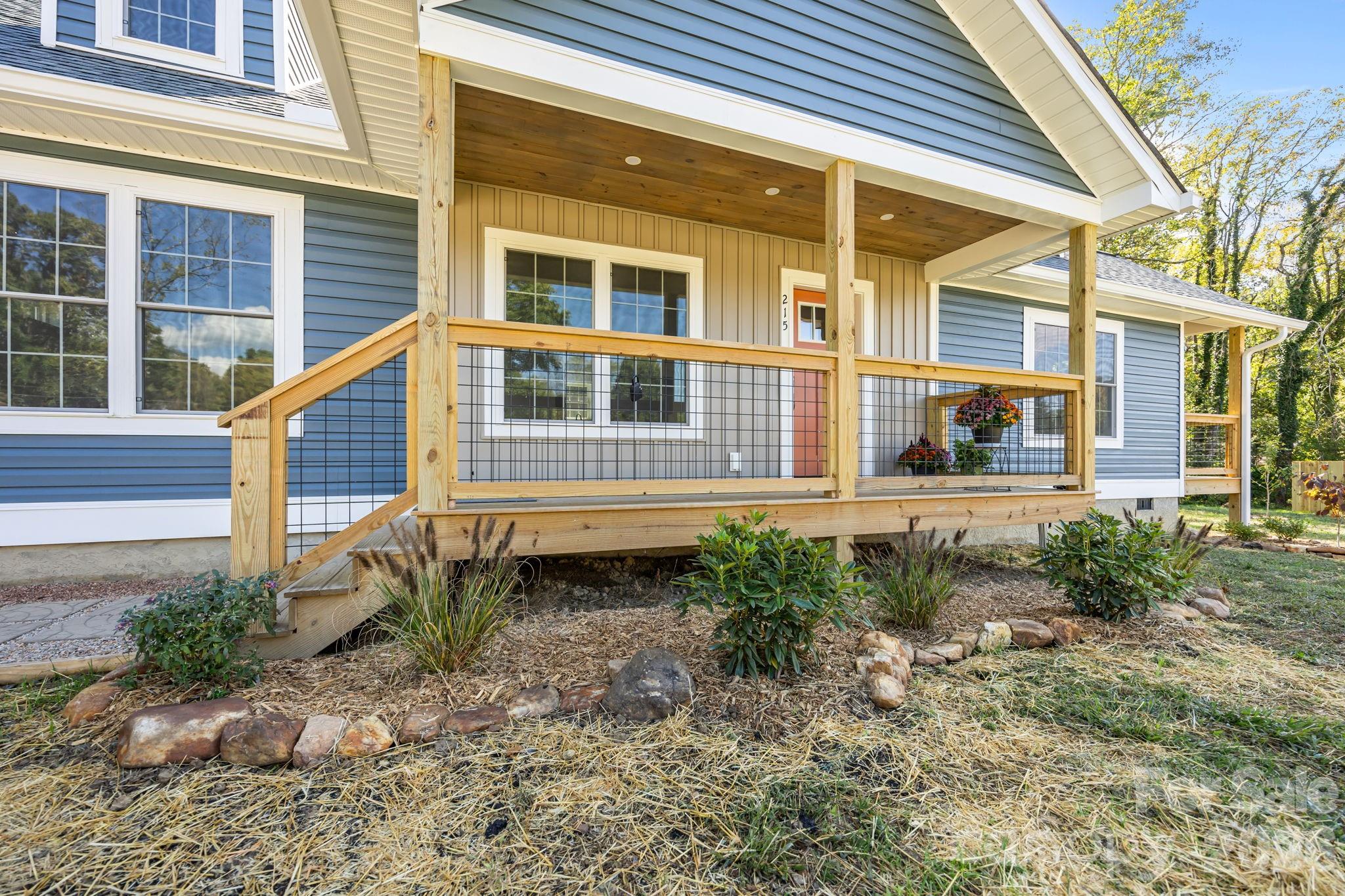 215 McCoy Cove