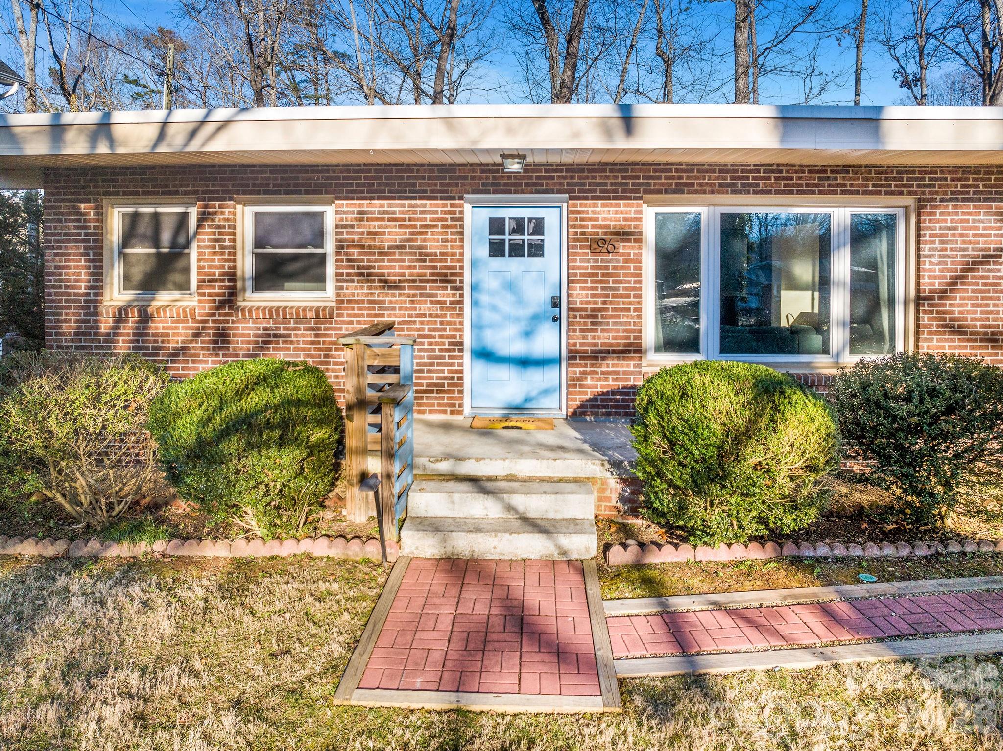 96 Oak Hill Road