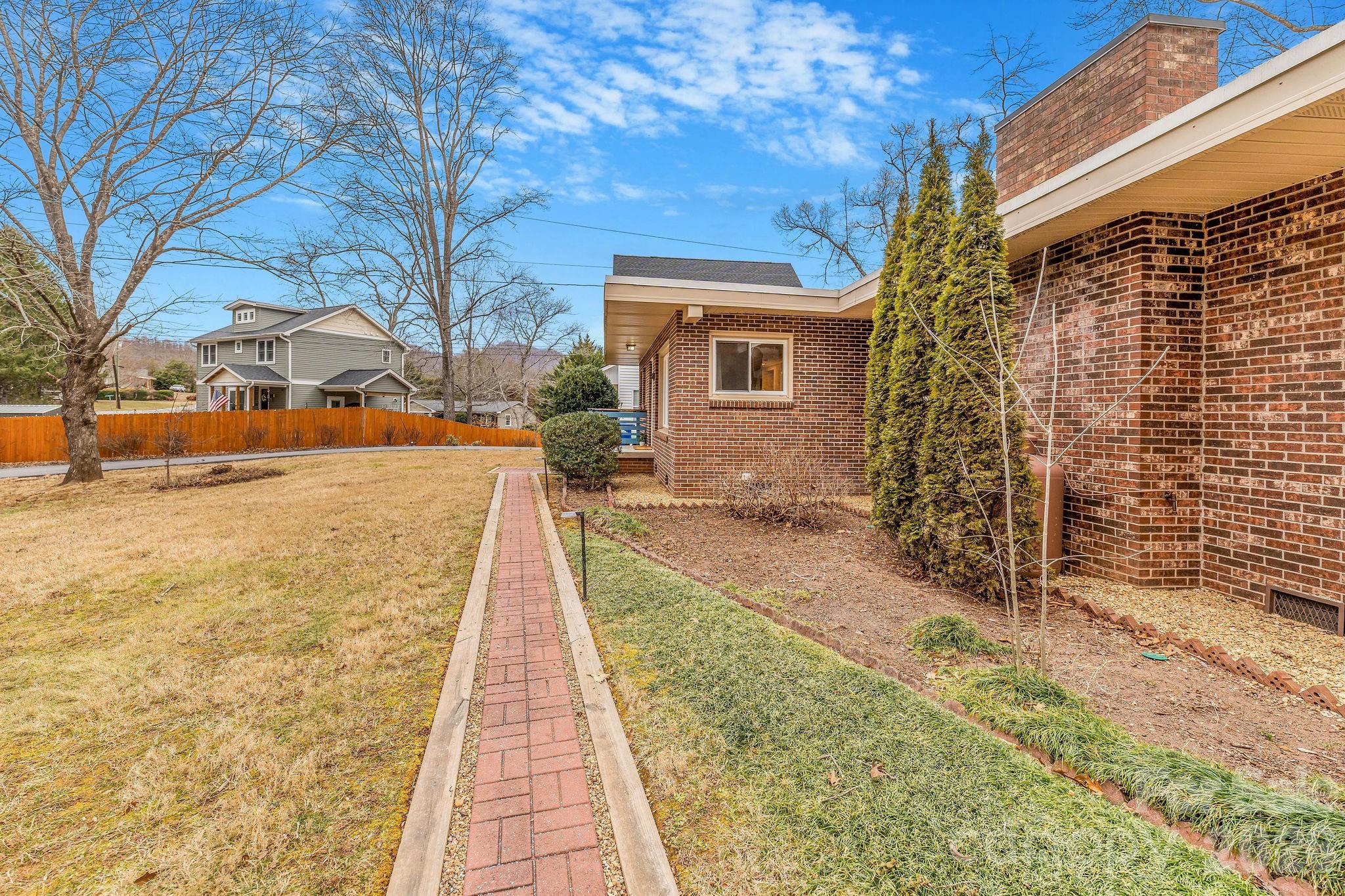 96 Oak Hill Road