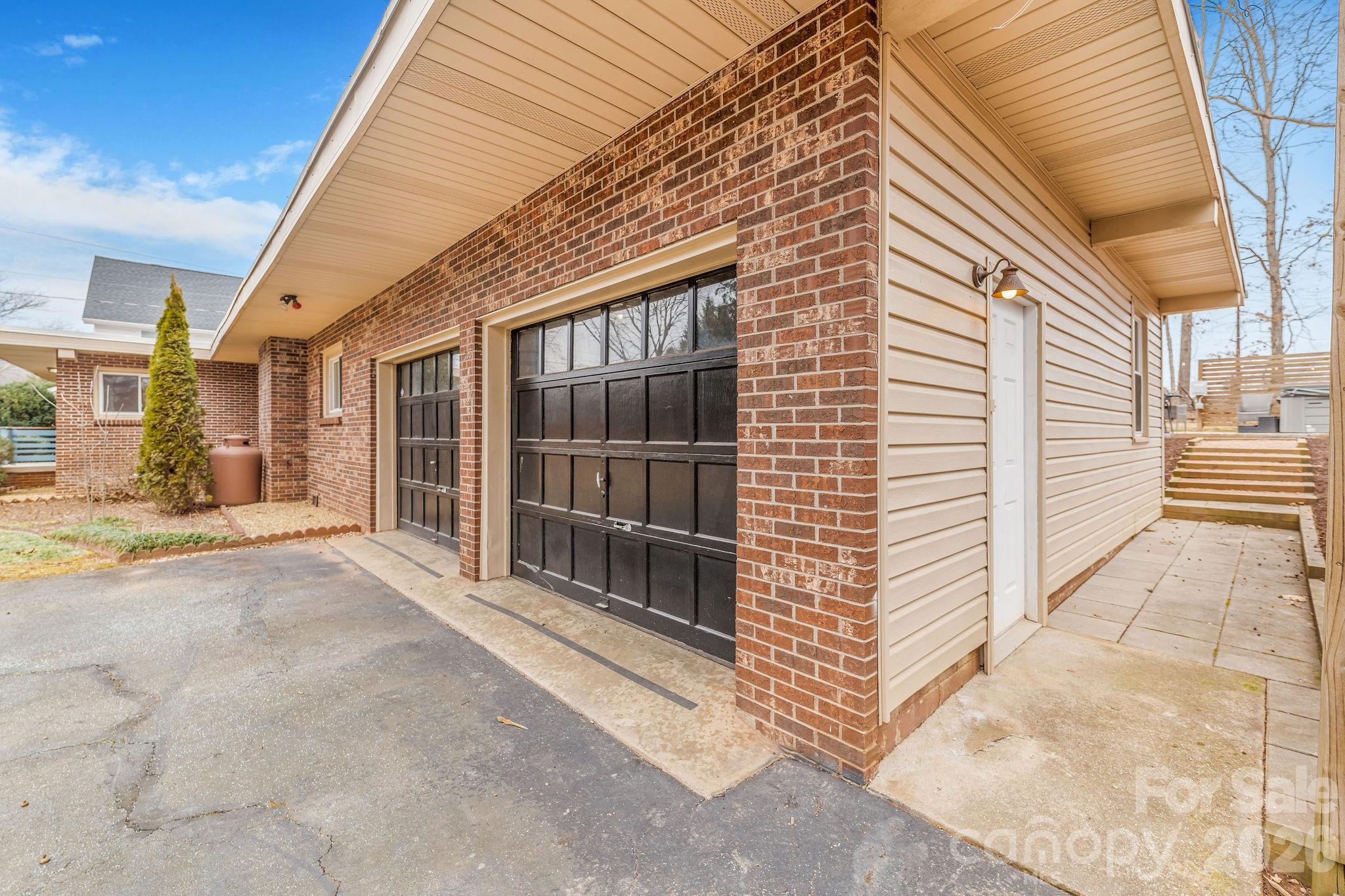 96 Oak Hill Road