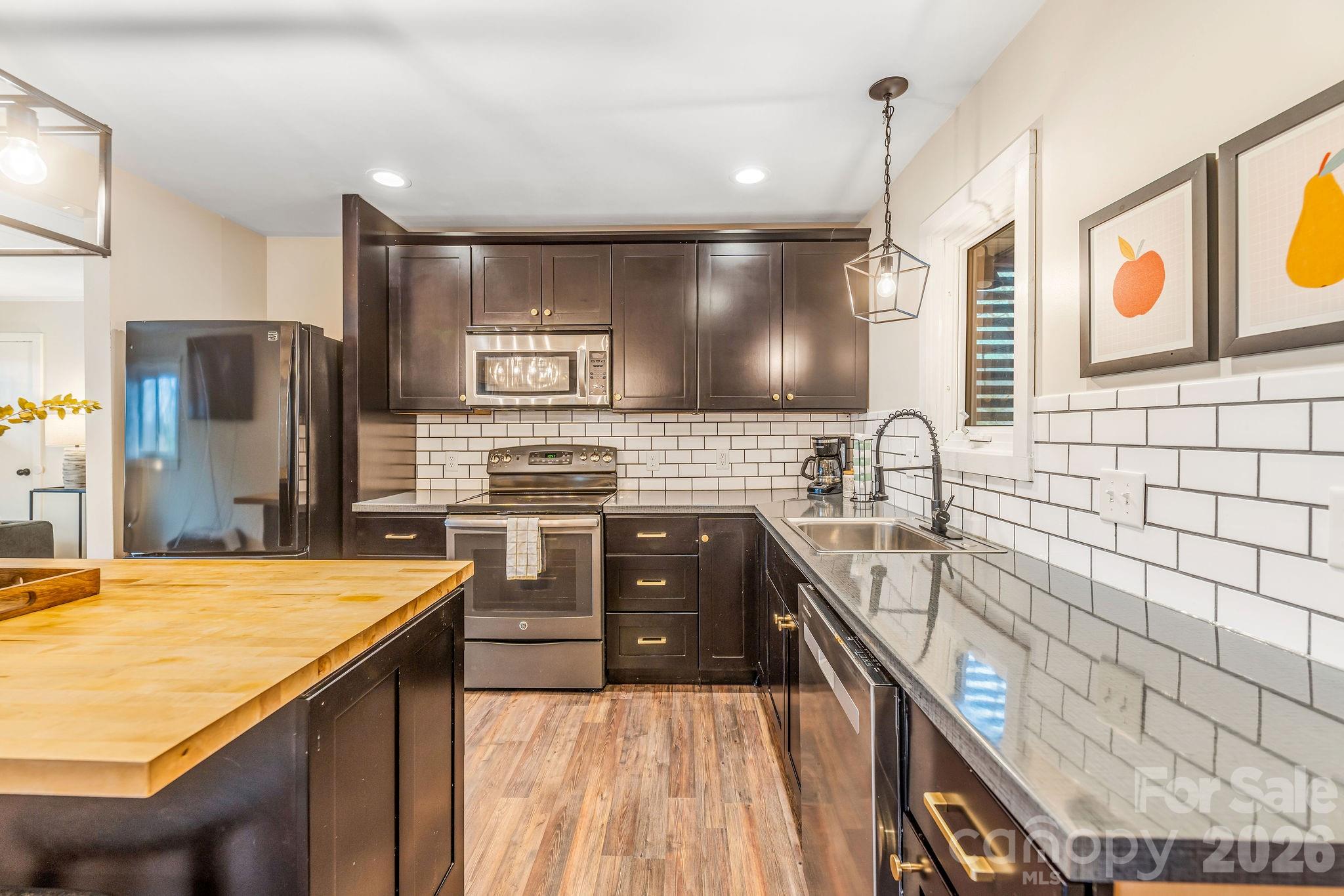 96 Oak Hill Road