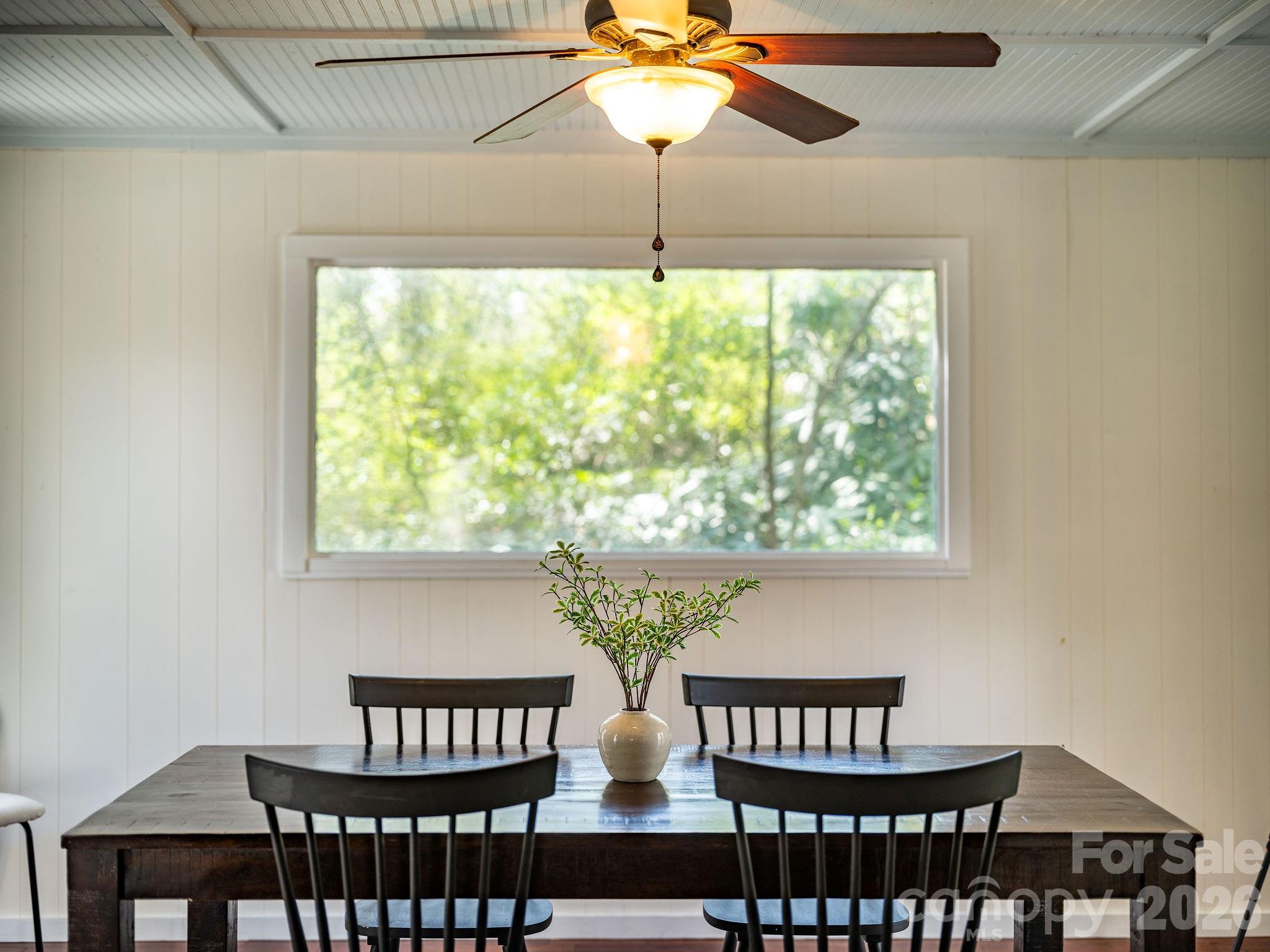 18 Peaceful Valley Lane