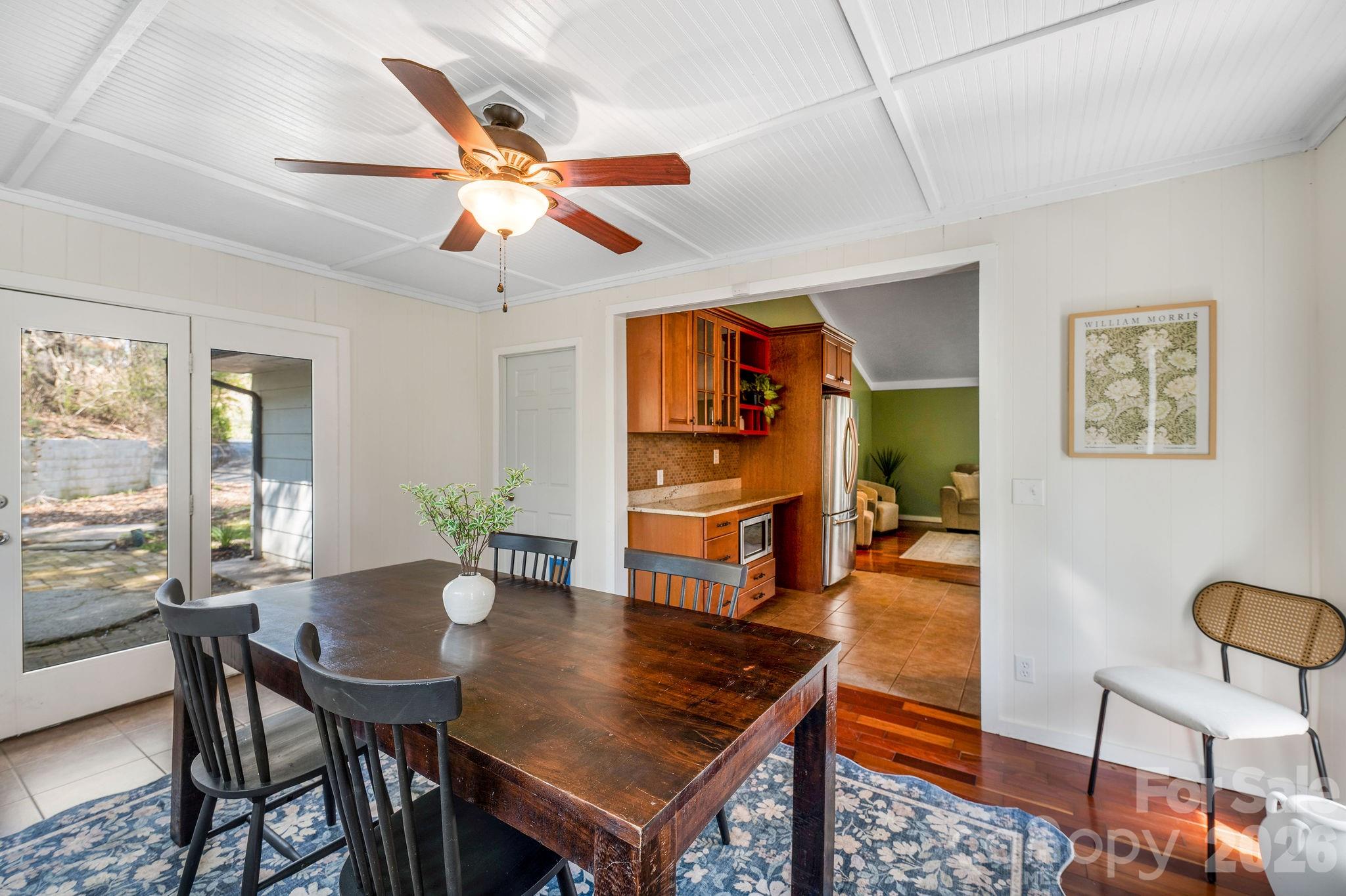 18 Peaceful Valley Lane