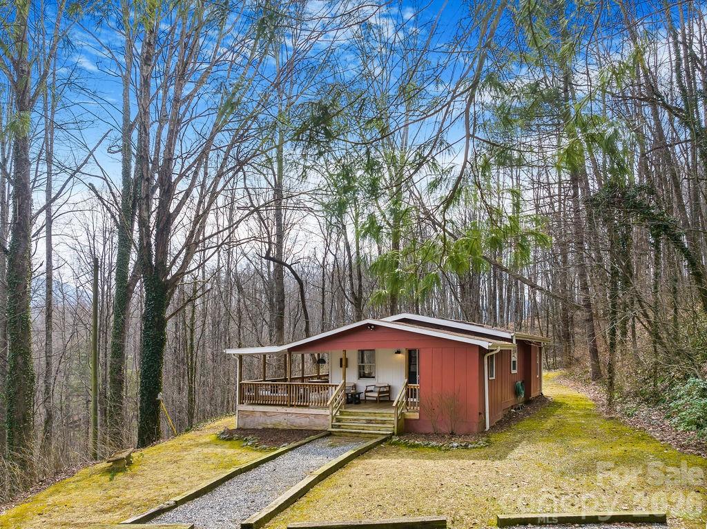 355 East View Road