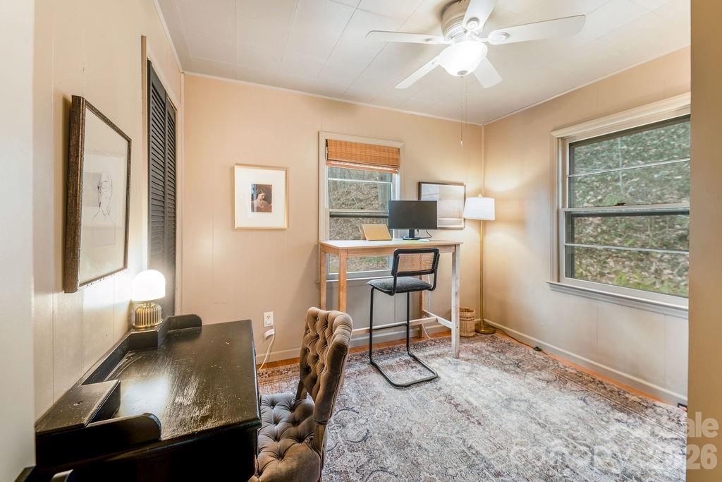 355 East View Road