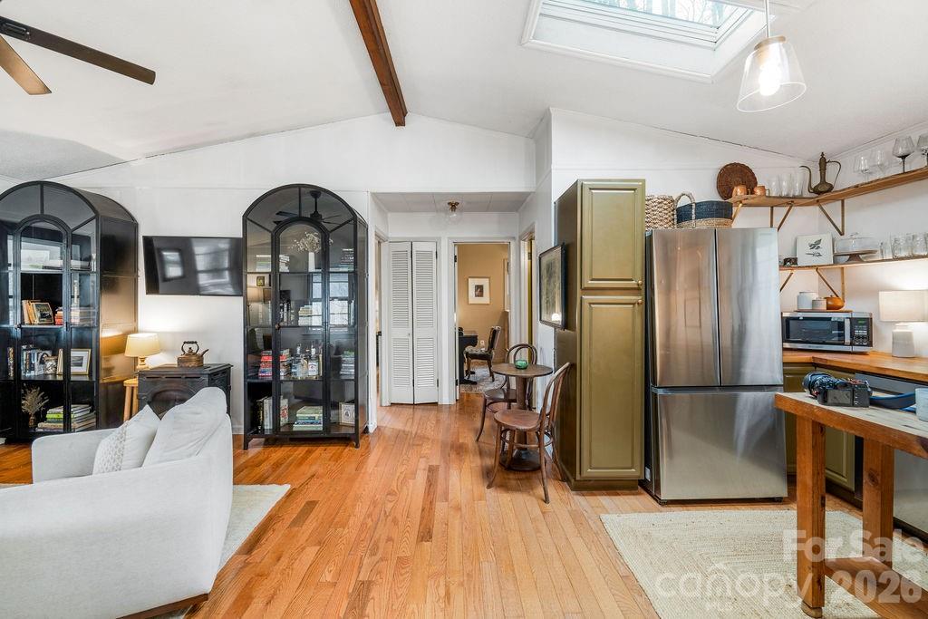 355 East View Road