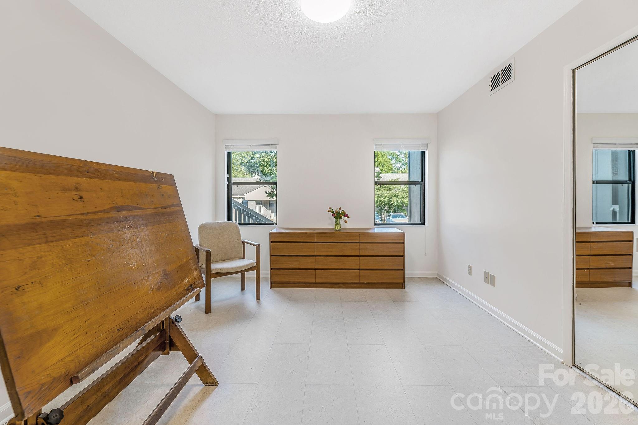 1801 Abbey Circle