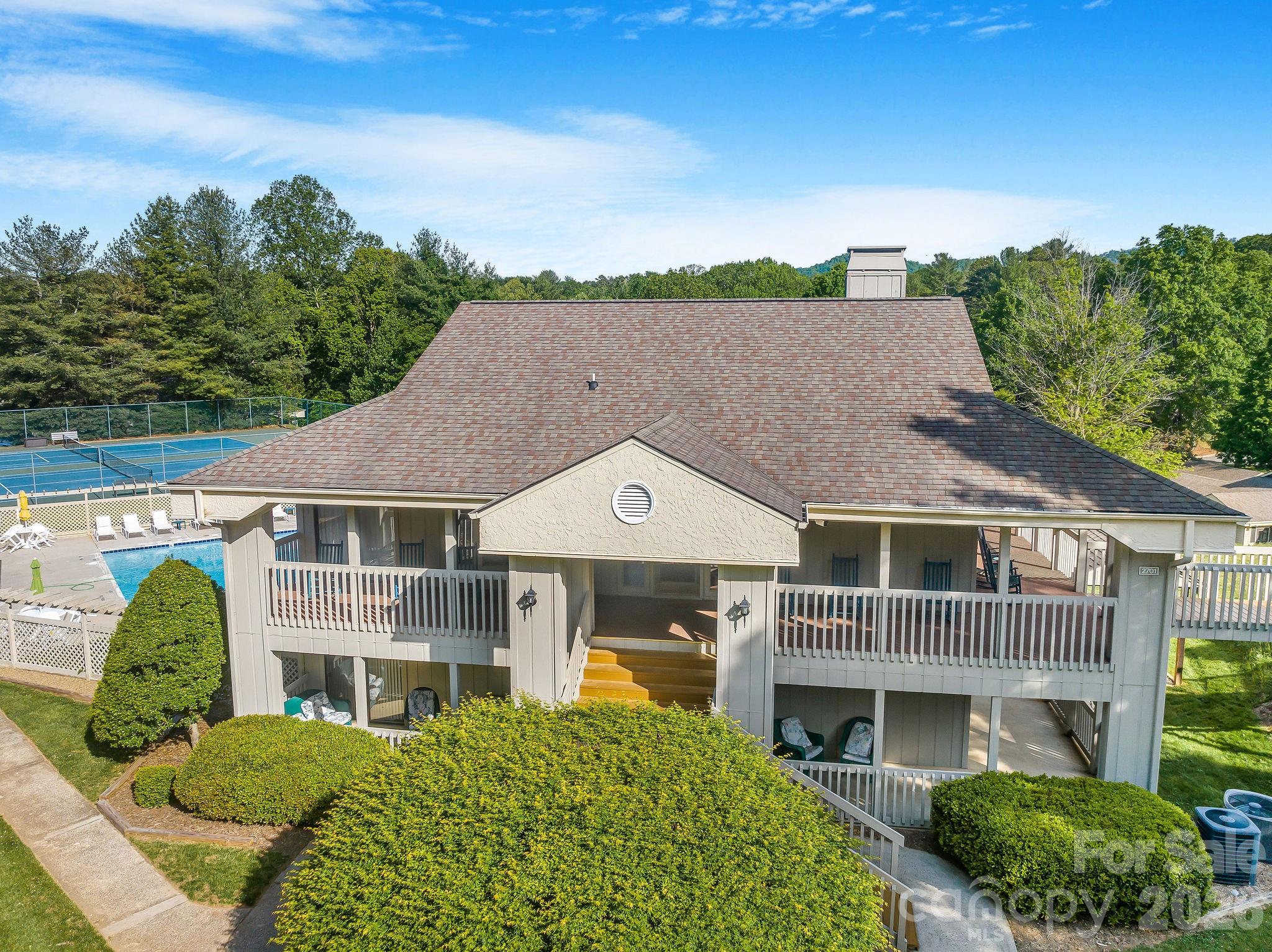 1801 Abbey Circle