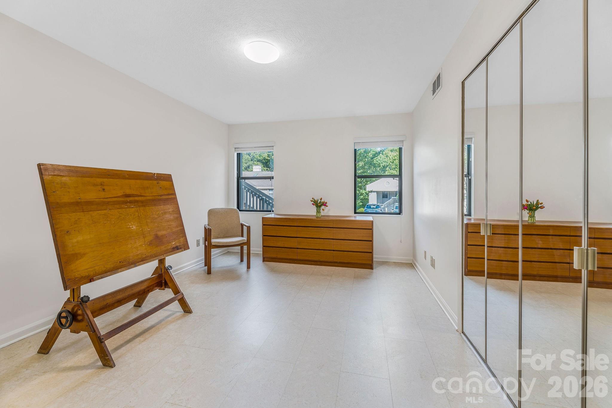 1801 Abbey Circle