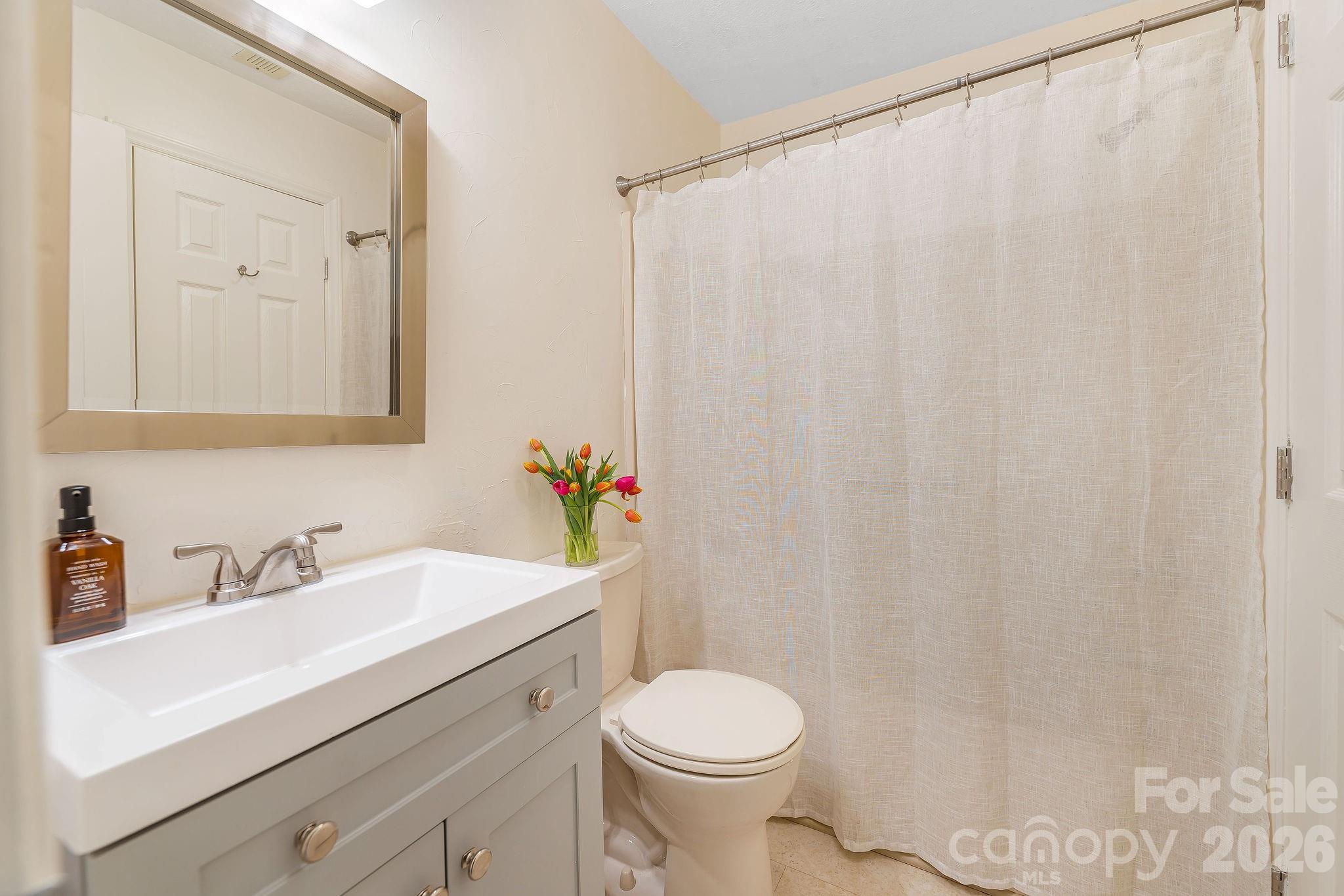 1801 Abbey Circle