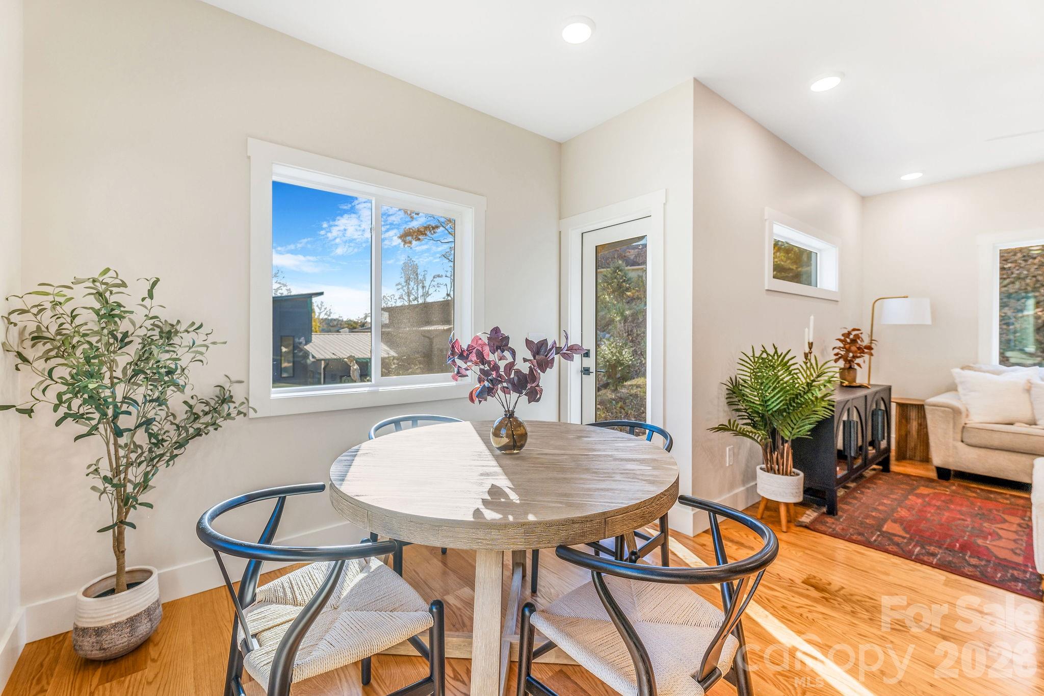 67 Crestfield Avenue