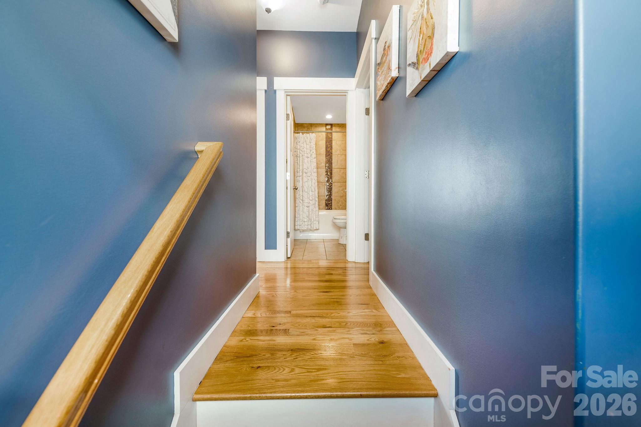156 Bradley Street