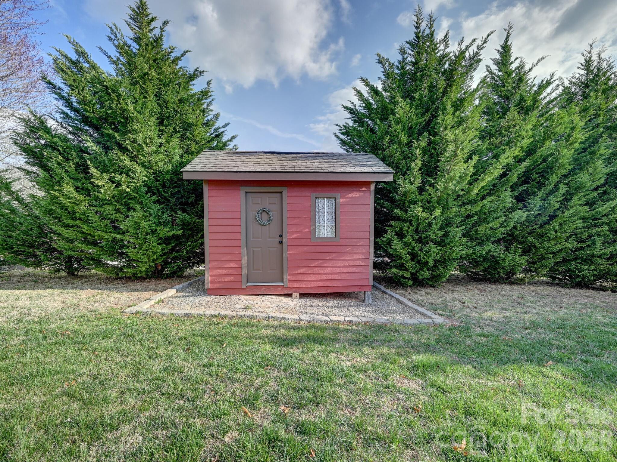 199 Macedonia Road