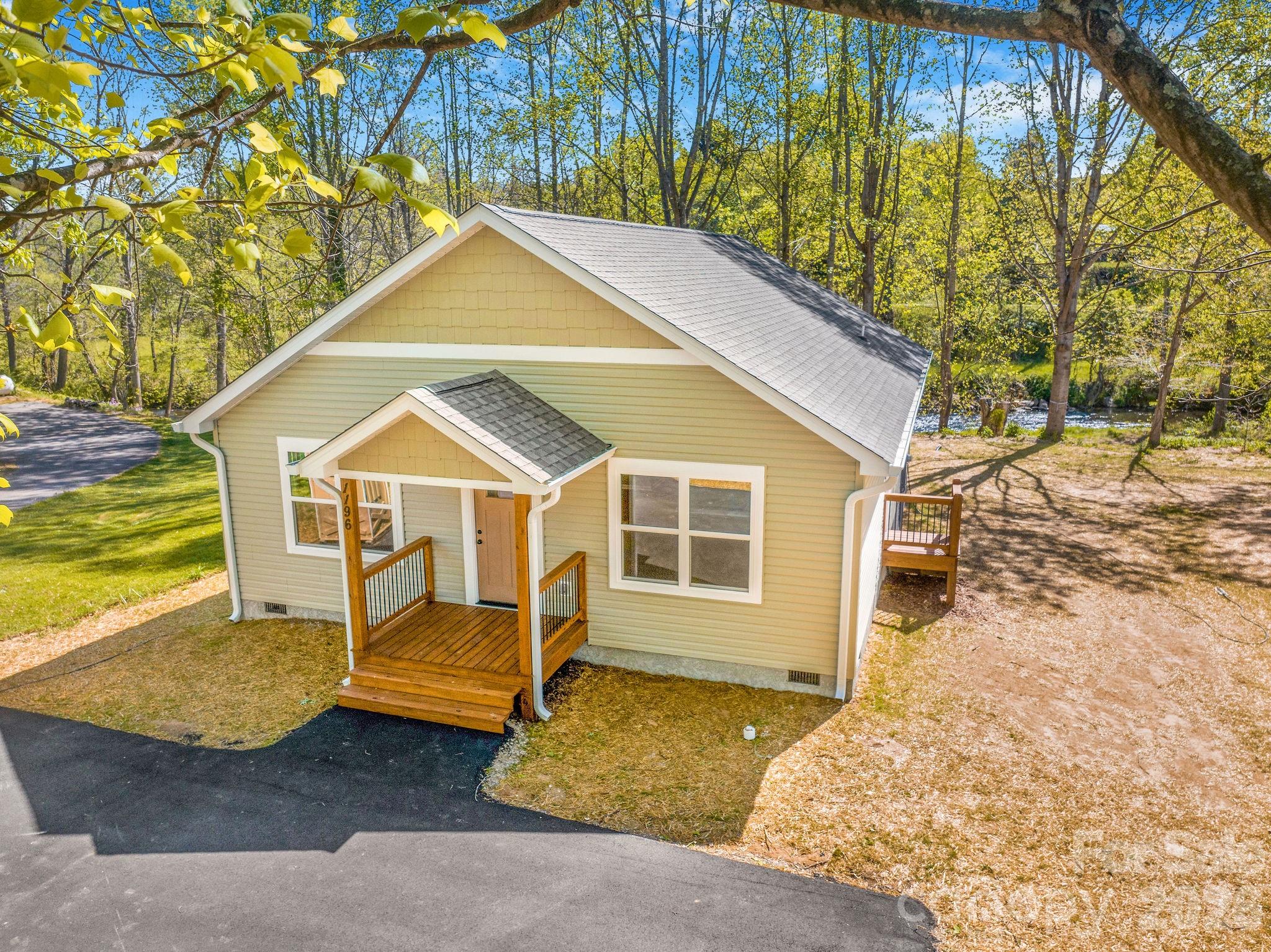 1196 Crabtree Road