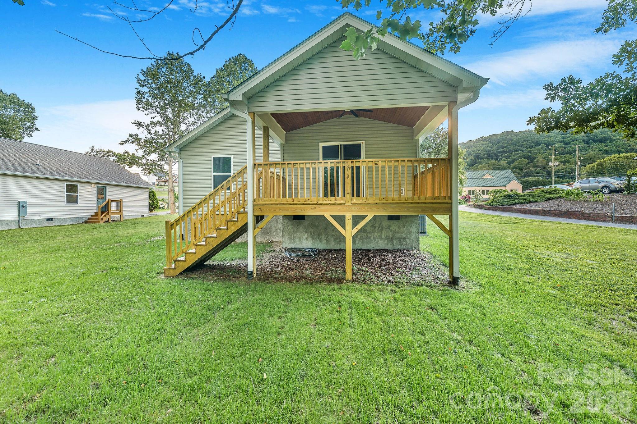 1196 Crabtree Road