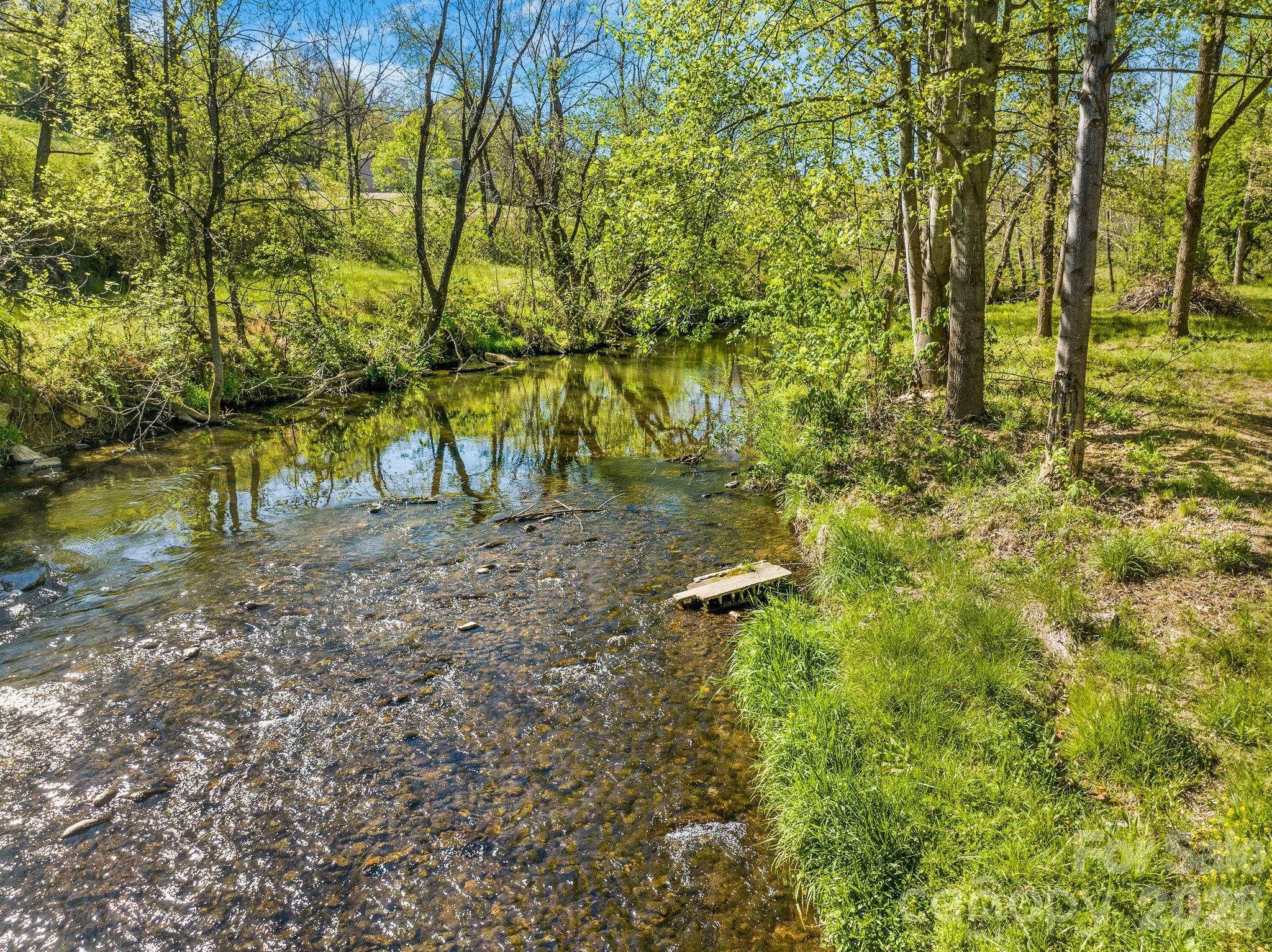 1182 Crabtree Road