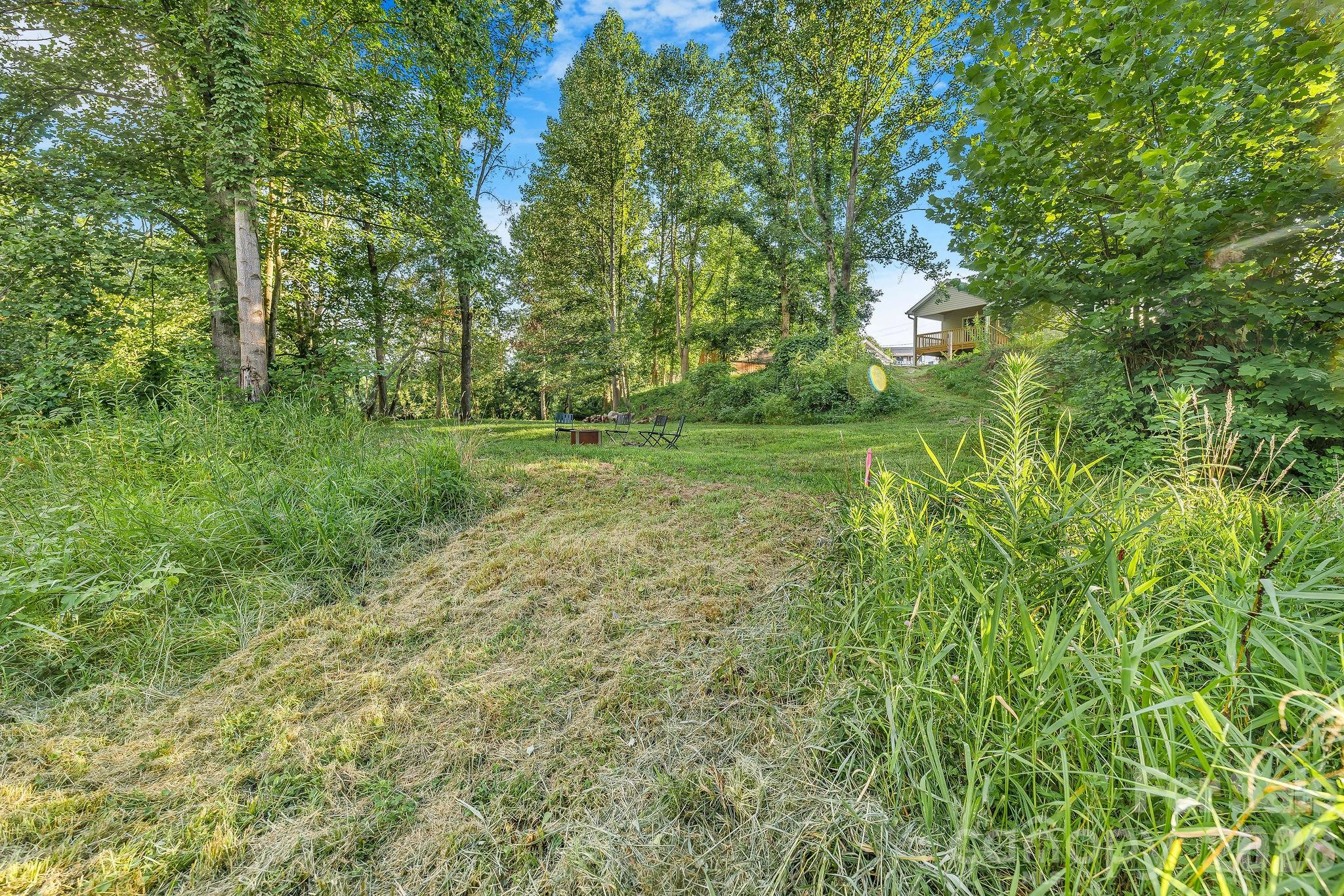 1182 Crabtree Road