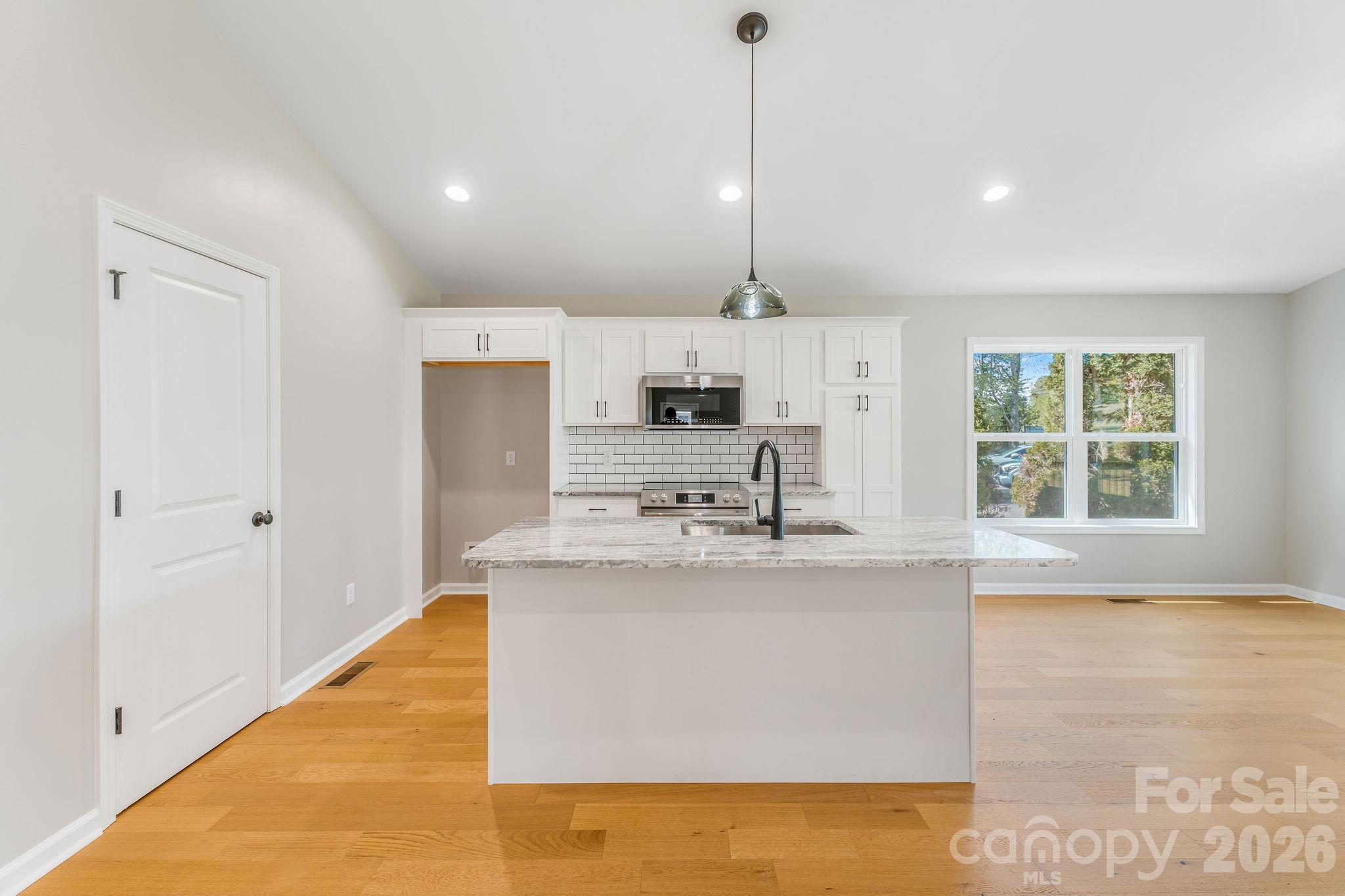 1182 Crabtree Road