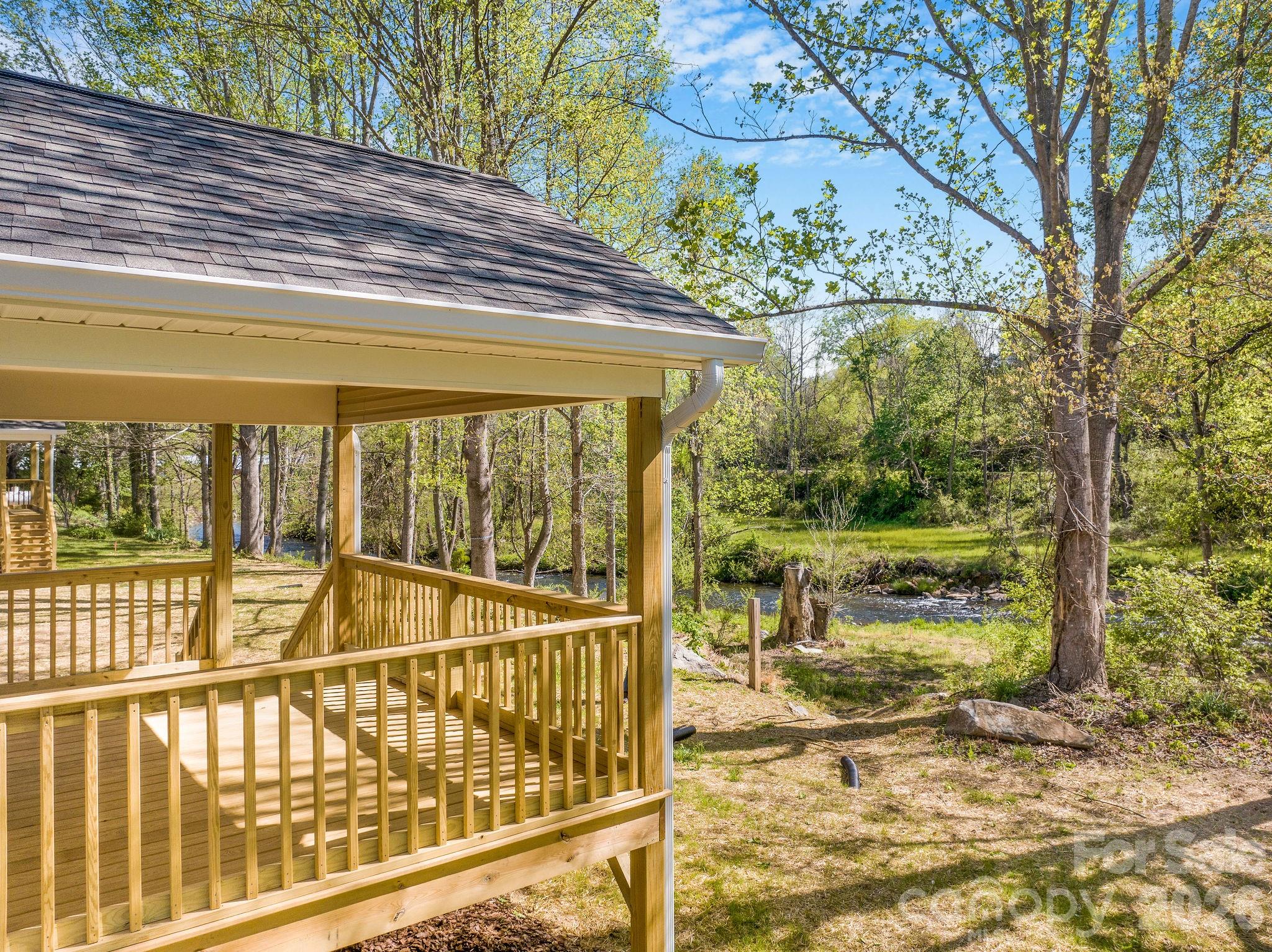 1182 Crabtree Road