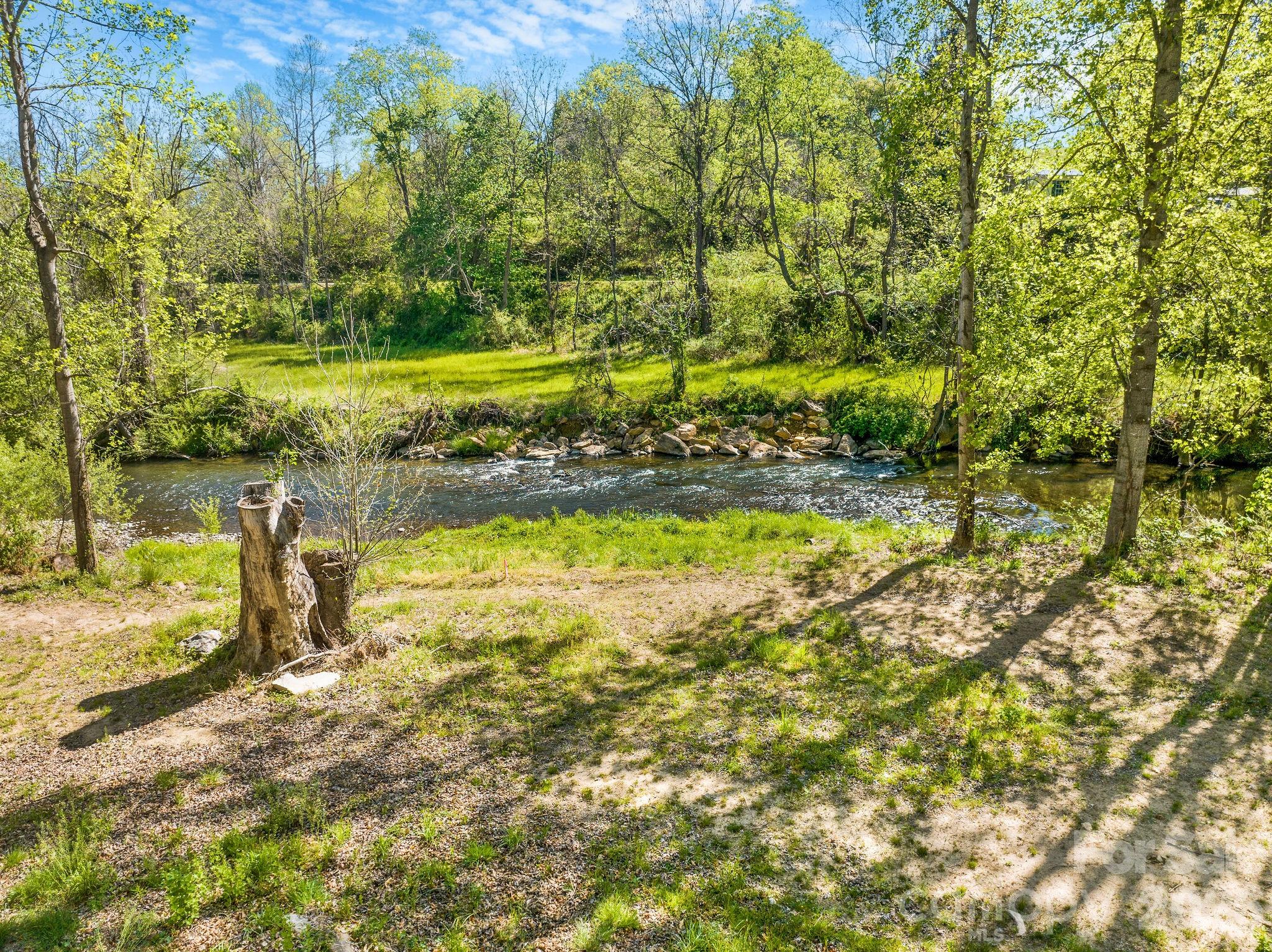 1182 Crabtree Road