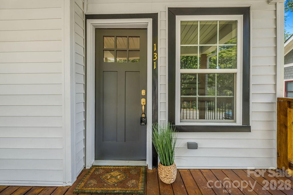 131 Woodrow Avenue