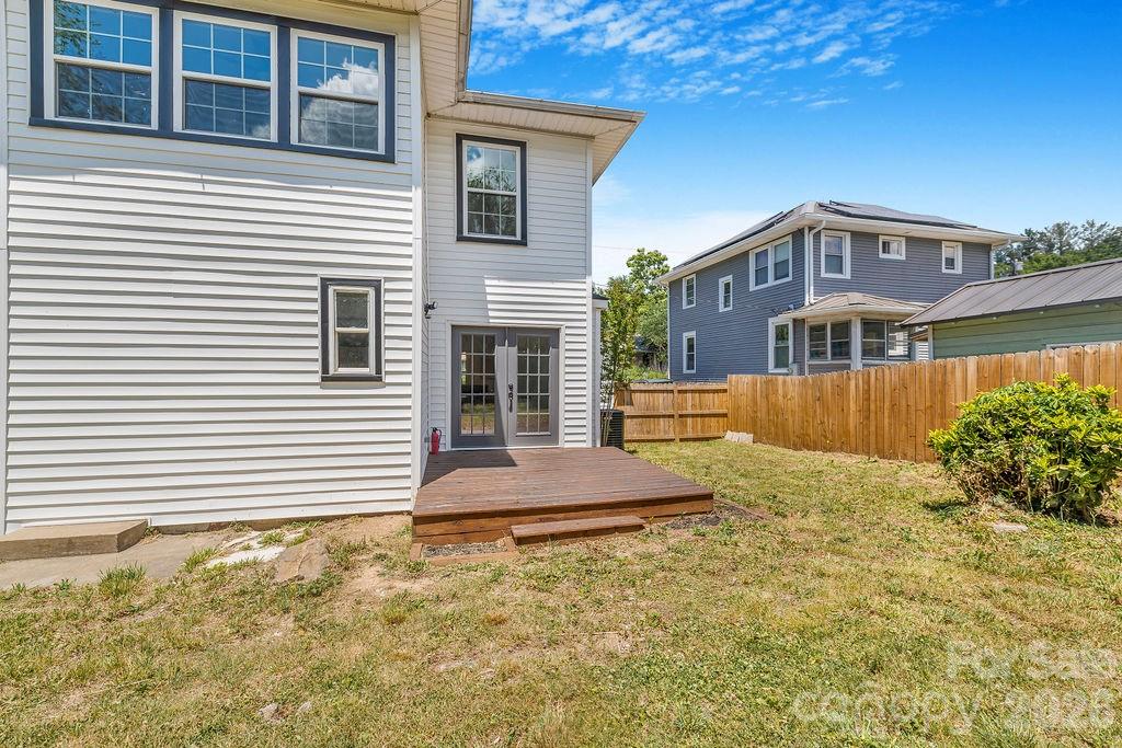131 Woodrow Avenue