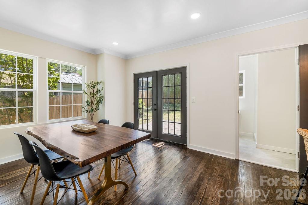 131 Woodrow Avenue