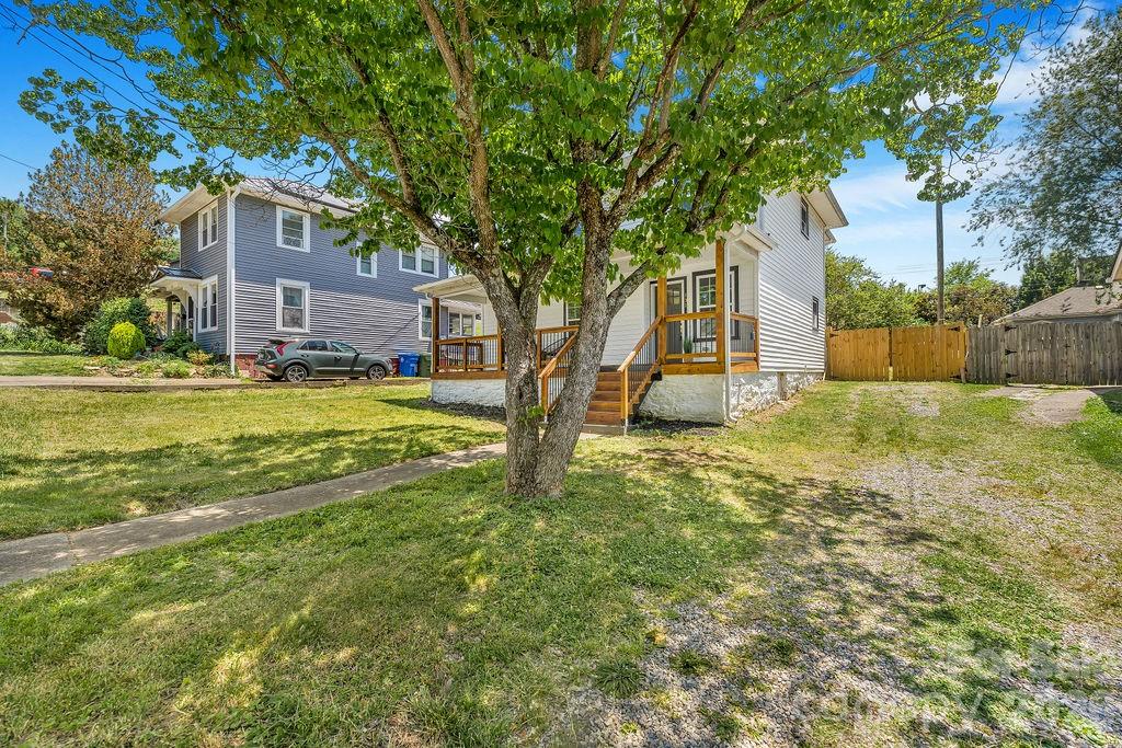 131 Woodrow Avenue