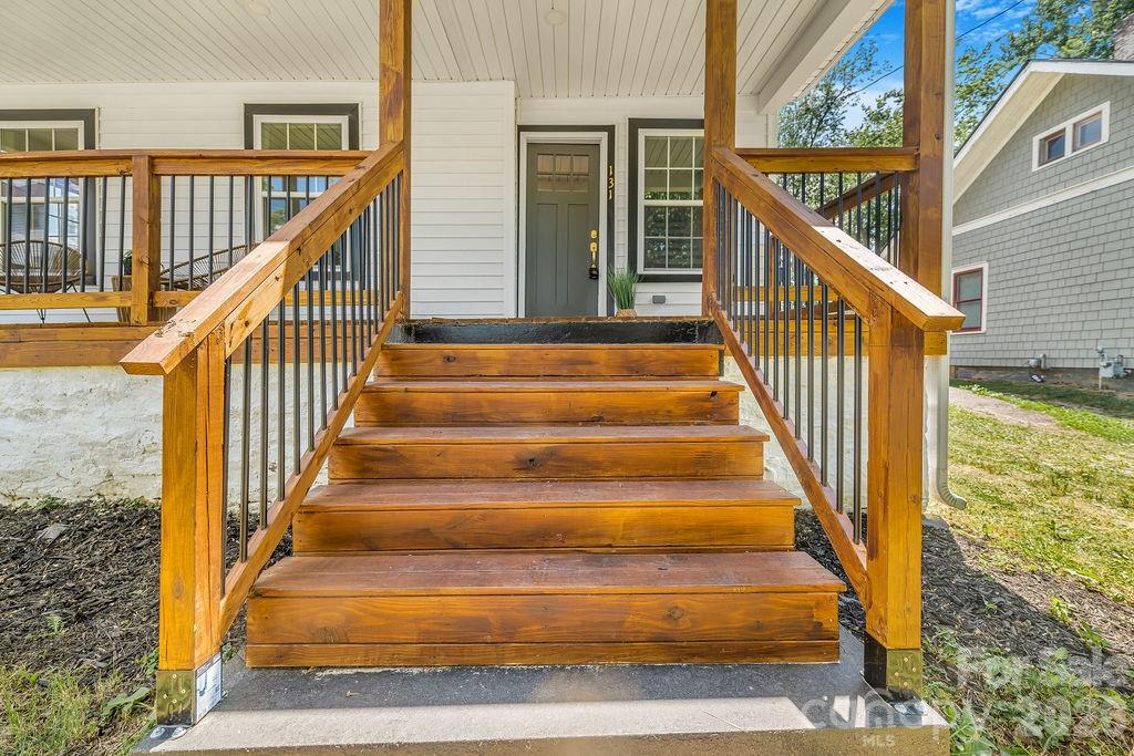 131 Woodrow Avenue