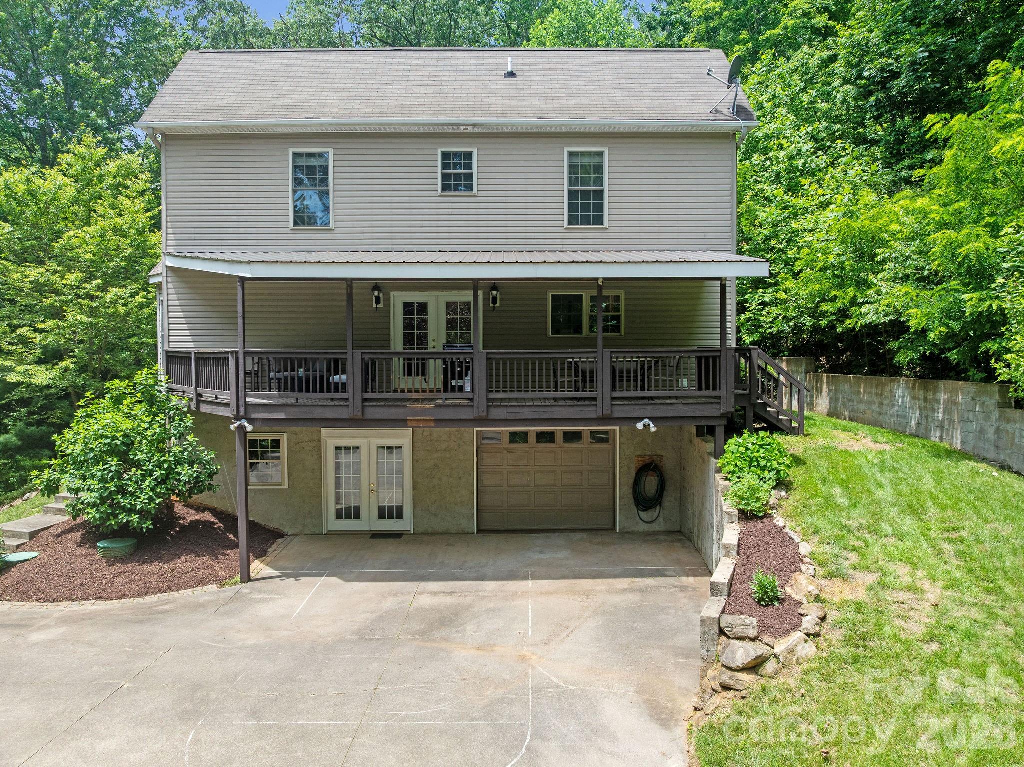 174 deep woods Trail