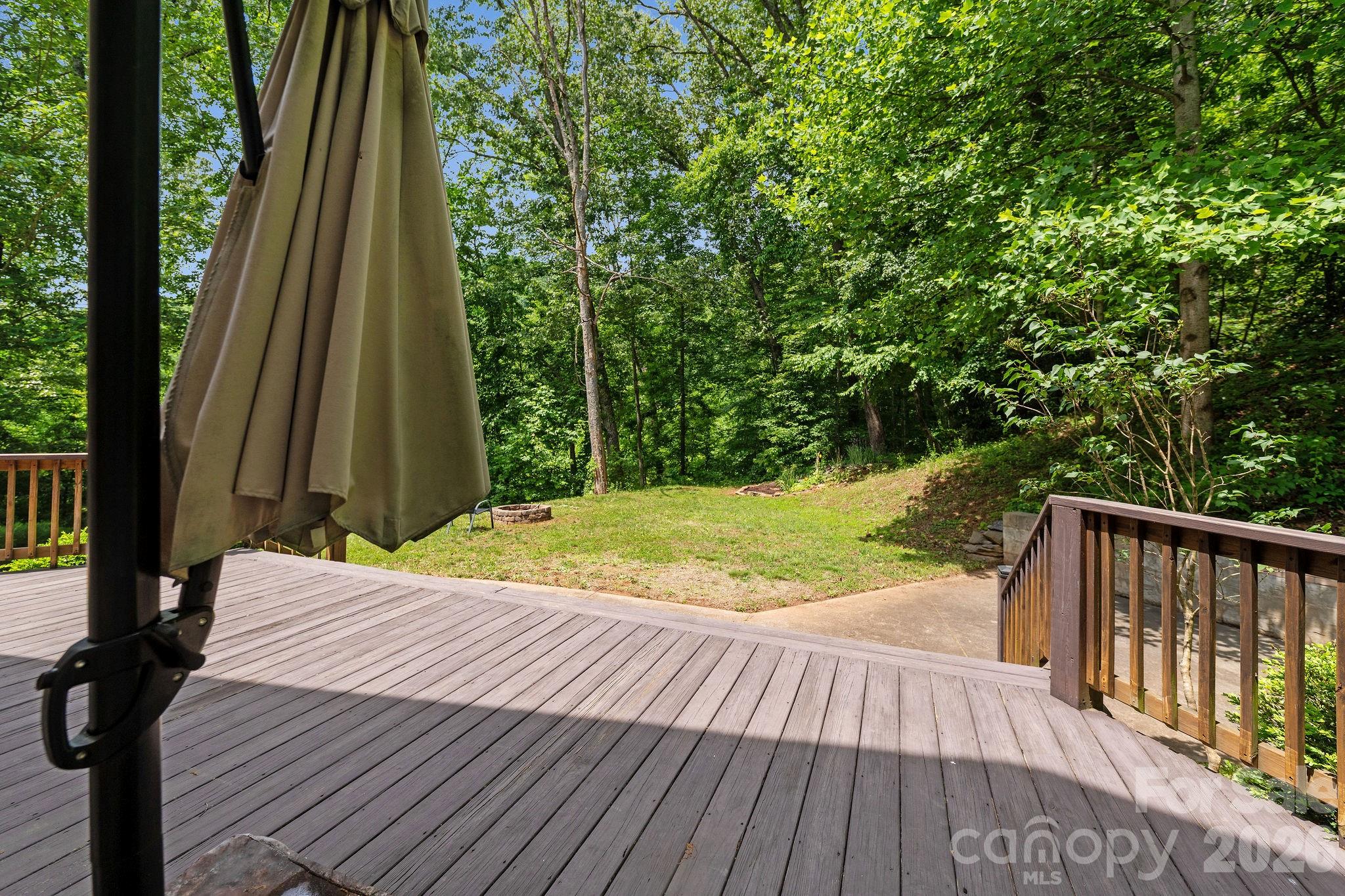 174 deep woods Trail