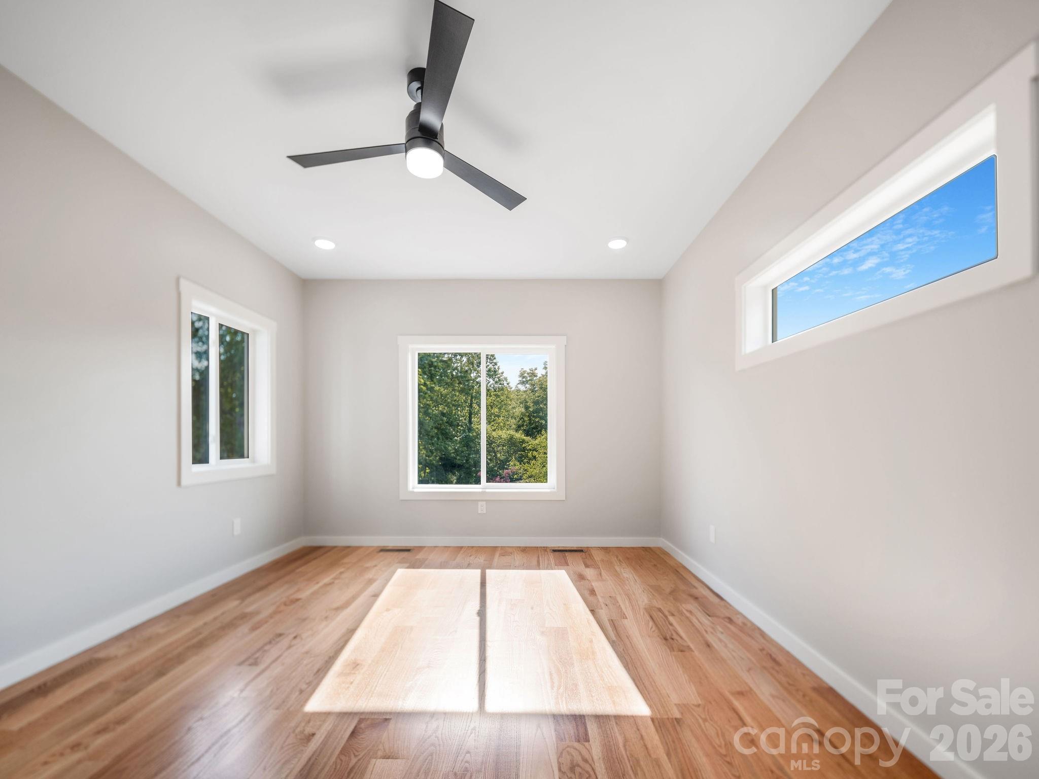 14 Da Vinci Court